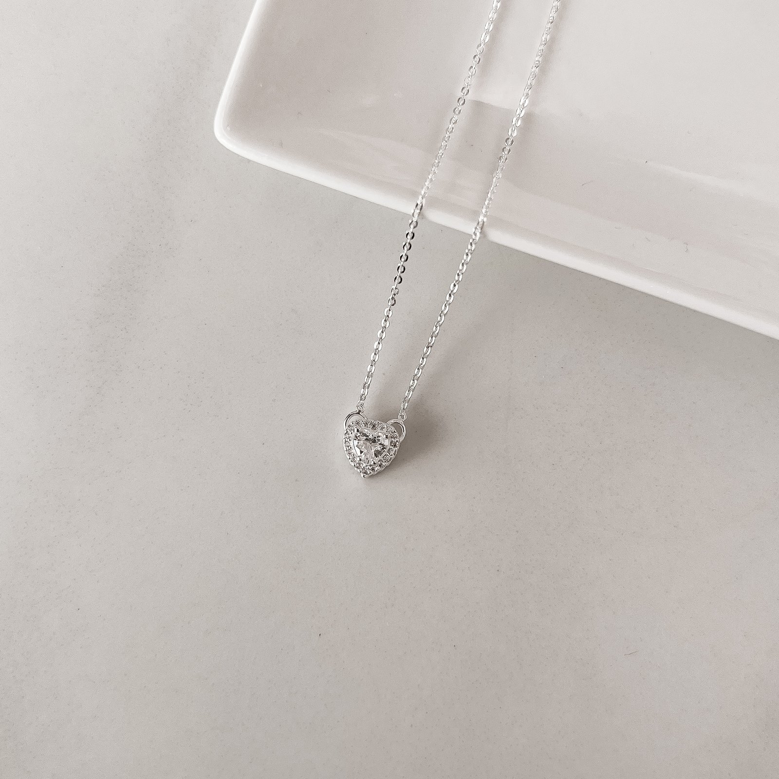 Colar zircônia coração com cravejado 9mm corrente cadeado 42+3cm