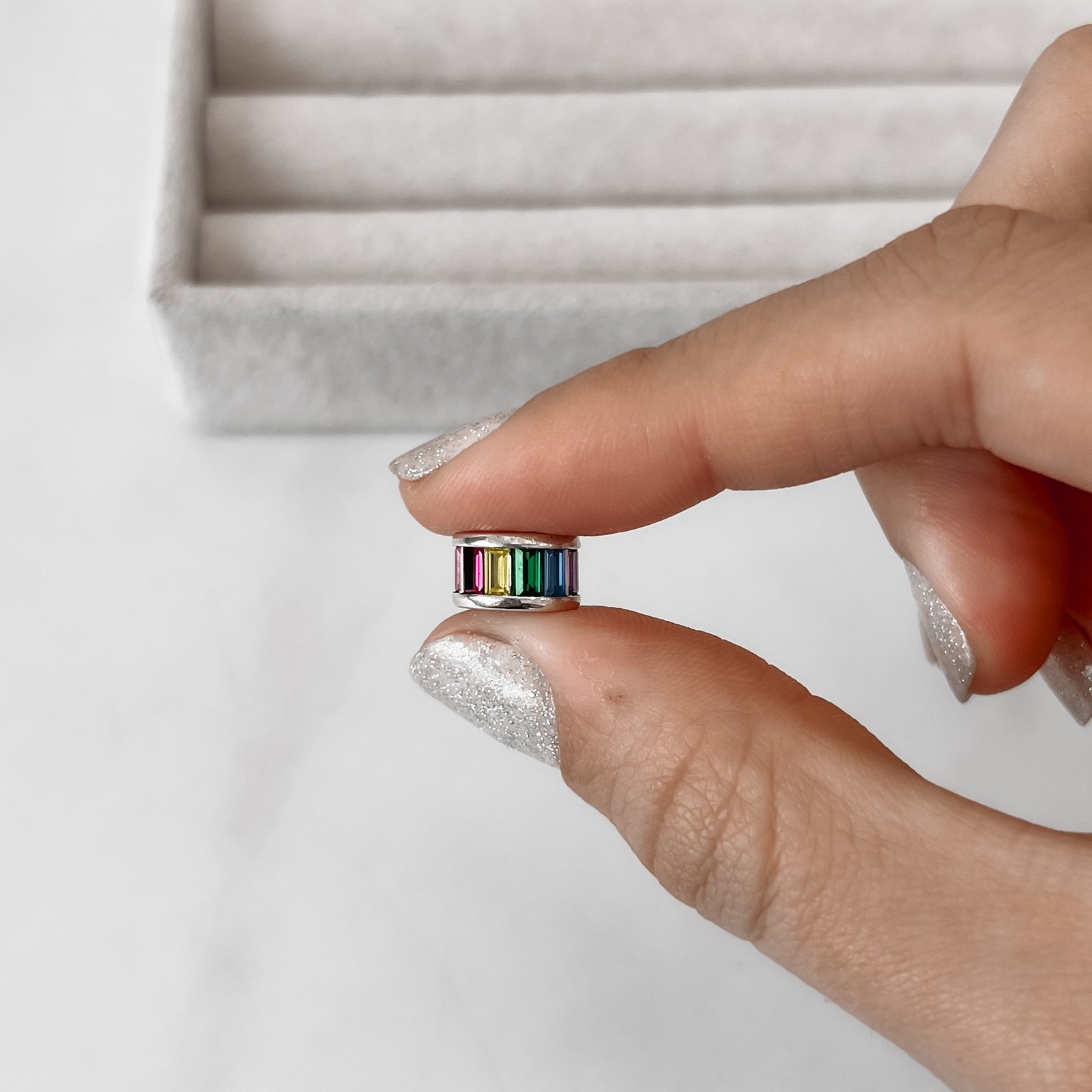 Berloque separador zircônias retangulares coloridas 10mm envelhecido