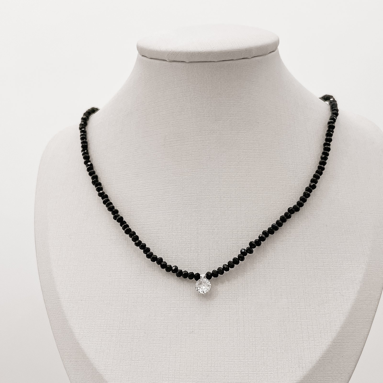 Colar cristal ônix 3mm pingente zircônia 6mm 40+5cm