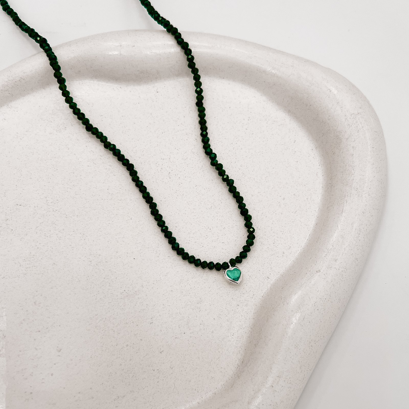 Choker cristal verde escuro 3mm pingente zircônia coração turquesa 6mm 40+5cm