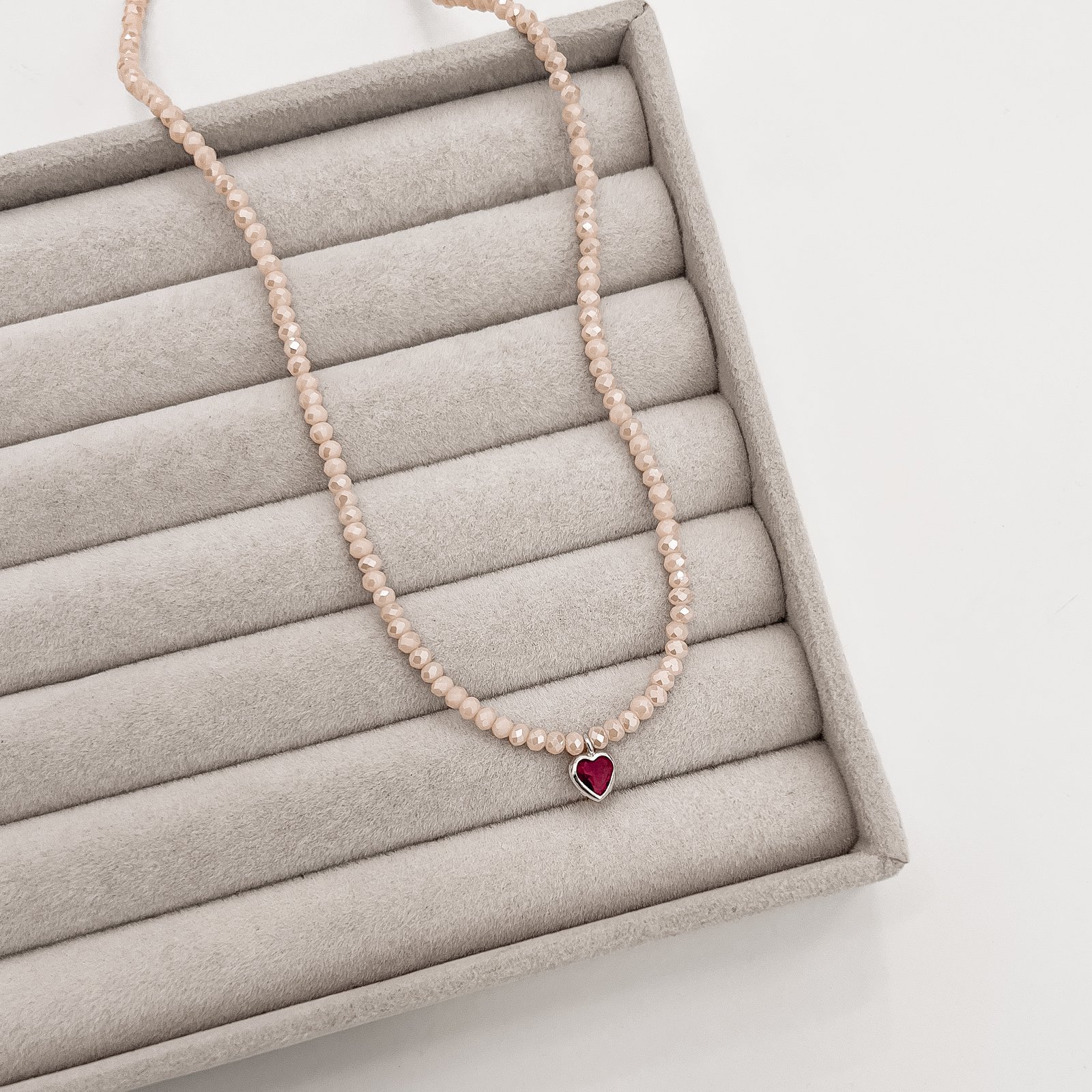 Choker cristal perolado 3mm pingente zircônia coração rubi 6mm 40+5cm