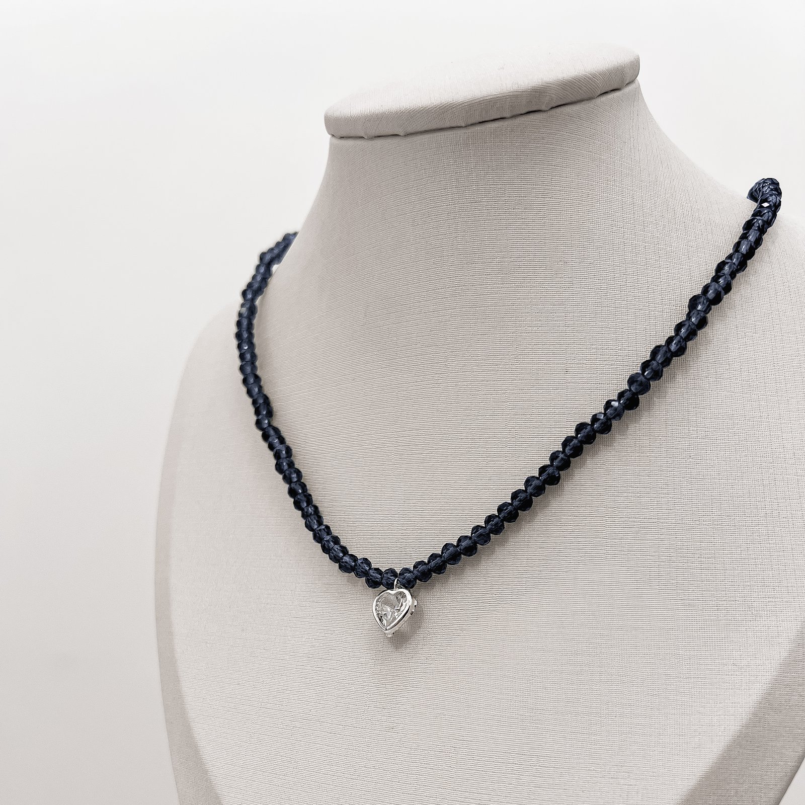 Choker cristal azul escuro transparente 4mm pingente zircônia coração cristal 8mm 40+5cm
