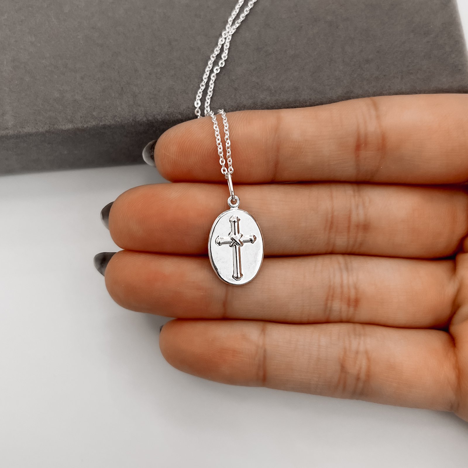 Colar pingente medalha dupla face São Jorge e cruz 16mm corrente cadeadinho 45cm