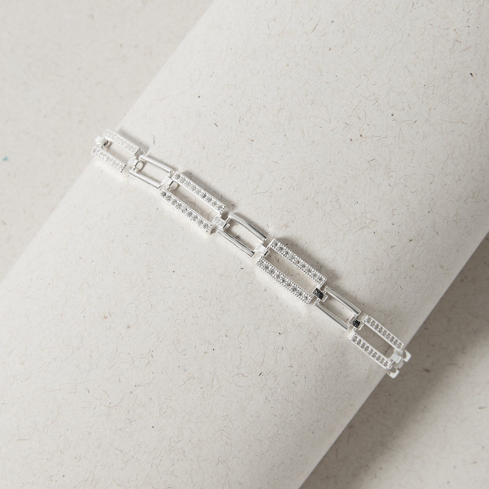 Pulseira corrente elos lisos e cravejados 6mm 18cm