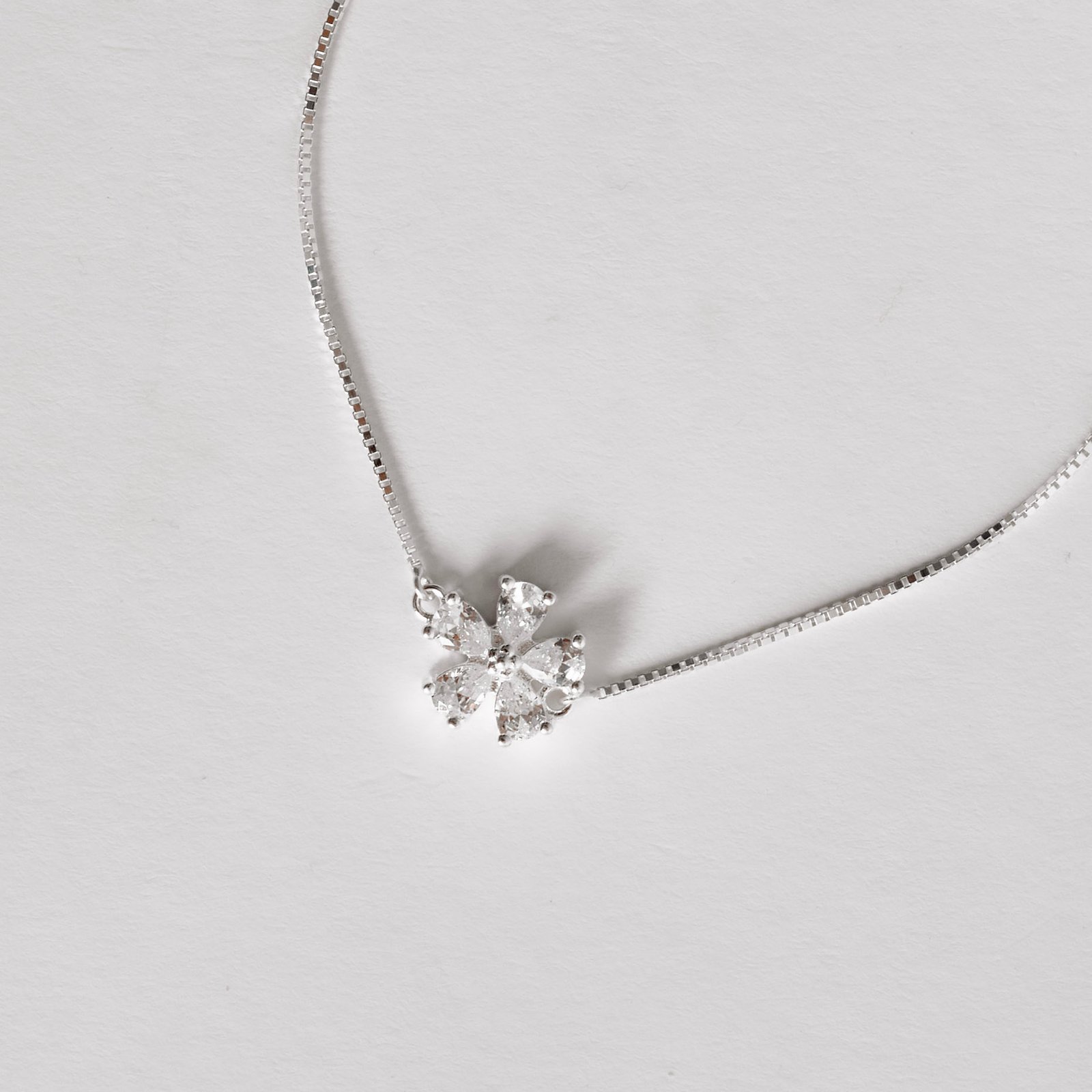 Pulseira entremeio flor cravejada cristal 11mm 16+4cm