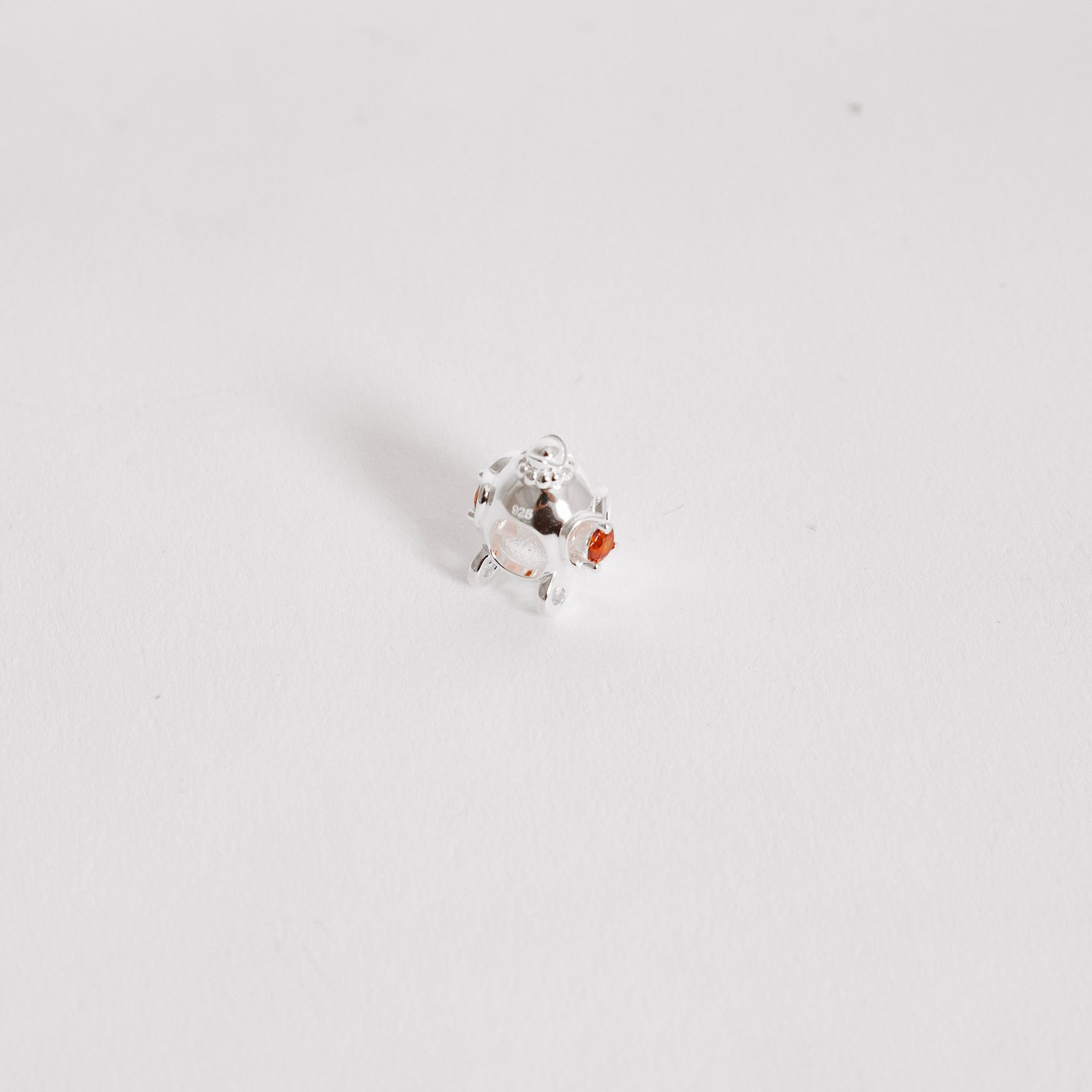 Berloque separador carruagem detalhe zircônia laranja 13mm
