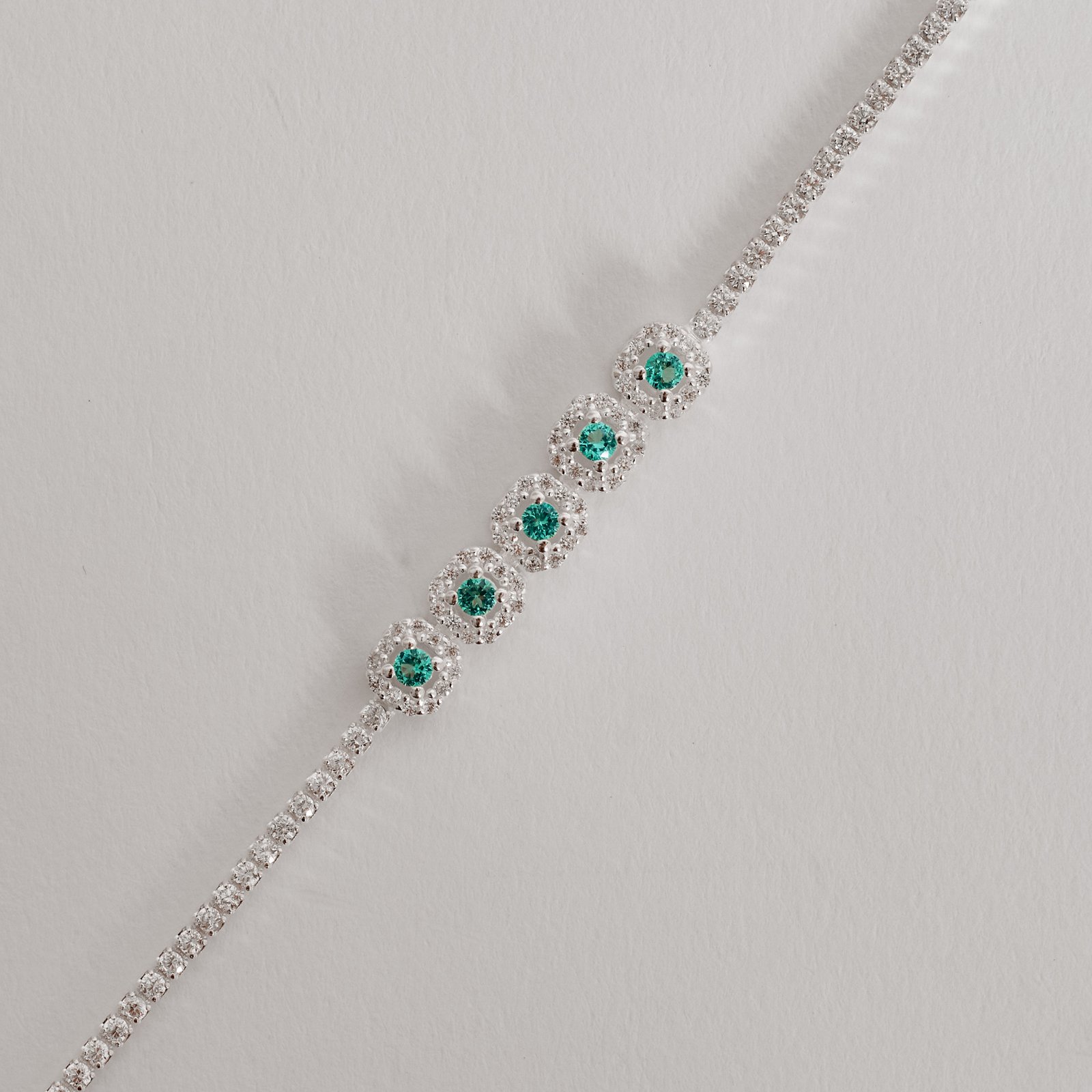 Pulseira Riviera entremeio quadrados cravejados detalhe turmalina 16+4cm
