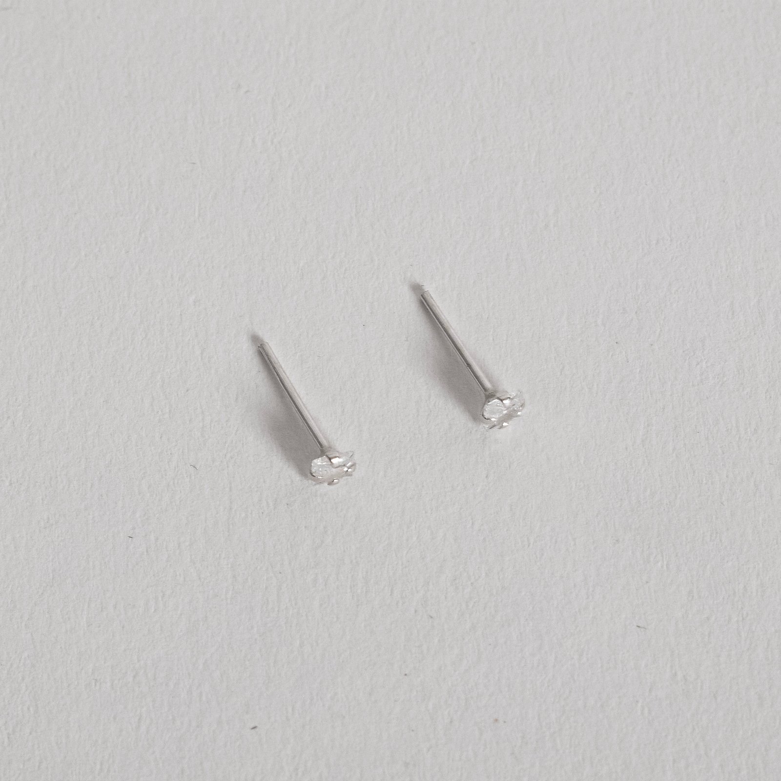 Brinco zircônia quadrada cristal 3mm