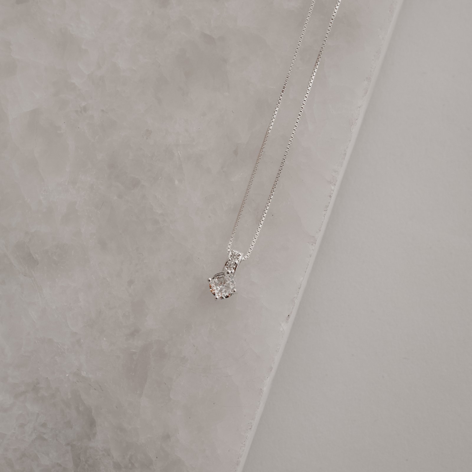 Colar pingente zircônia com elo cravejado 11mm 45cm
