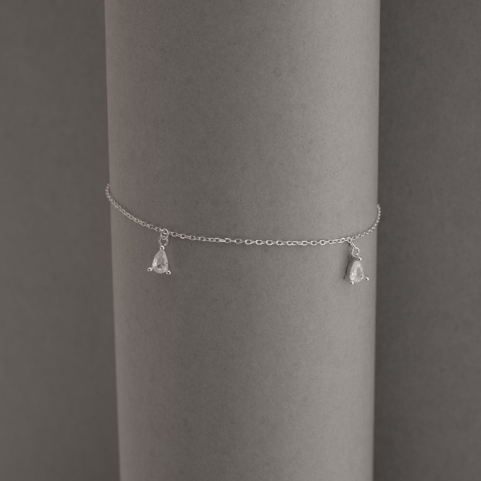 Pulseira pingentes zircônias gota 6mm 16+4cm