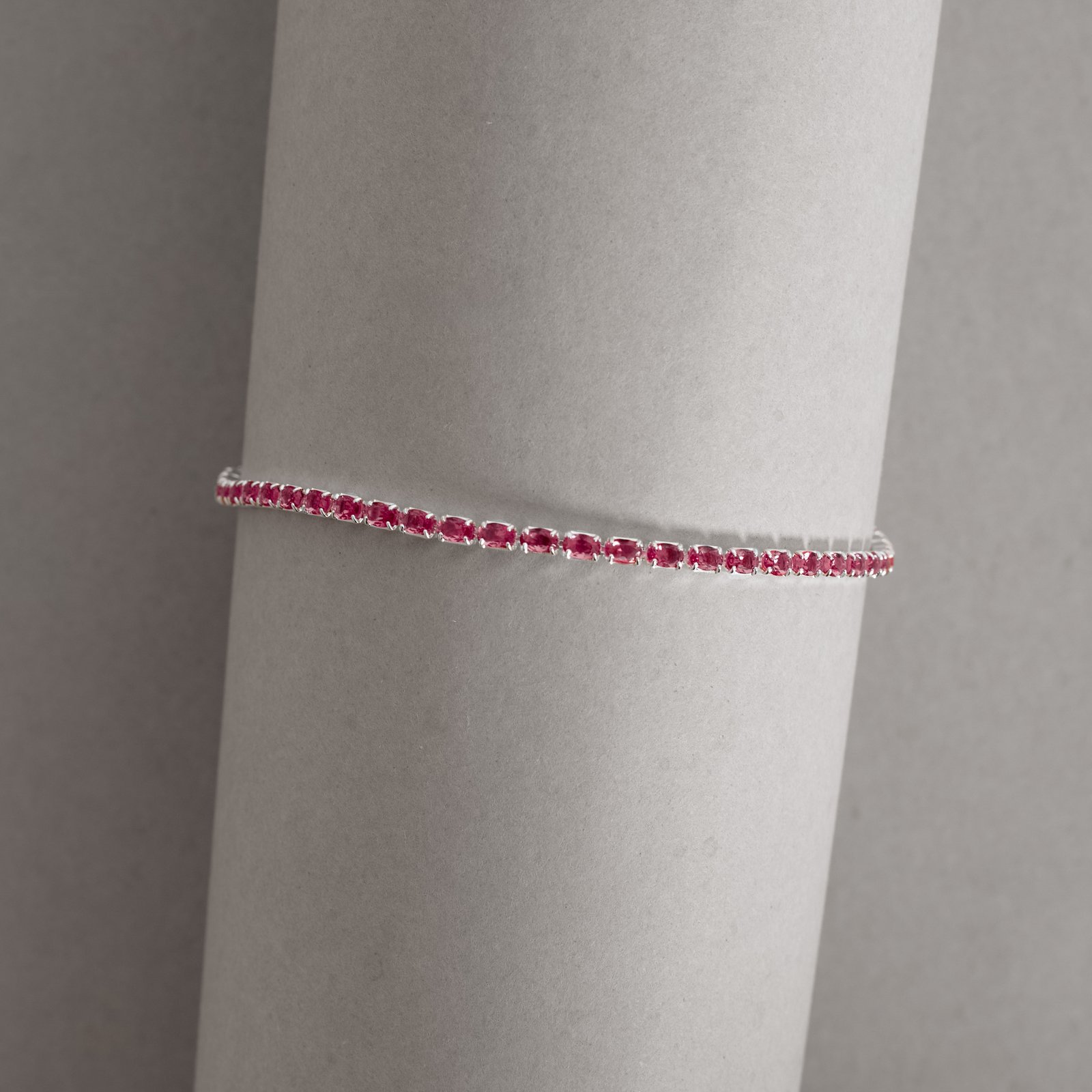 Pulseira Riviera zircônias ovais rubi 2.1 16+4cm