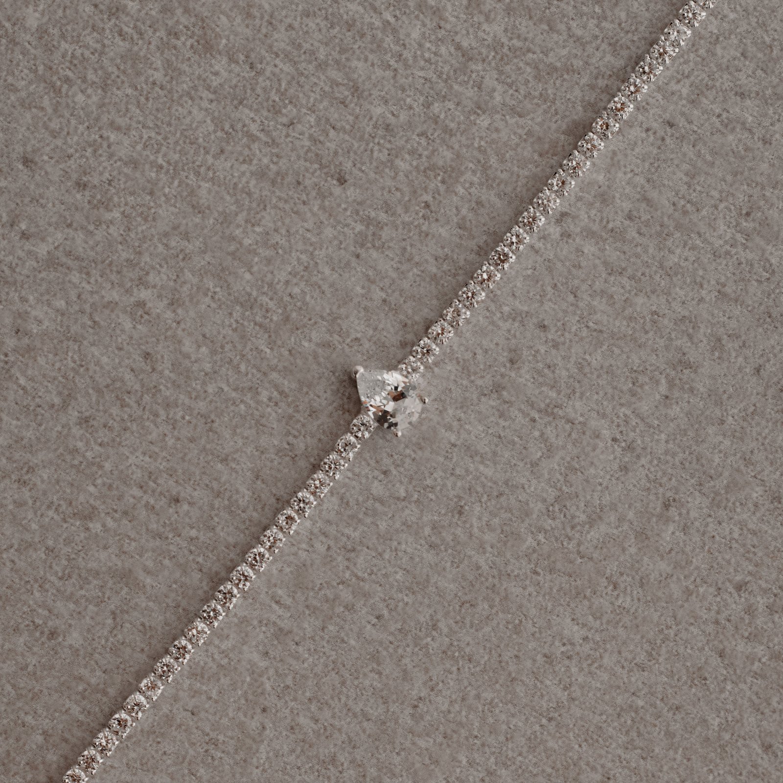 Pulseira Riviera 2mm detalhe zircônia gota 16+4cm