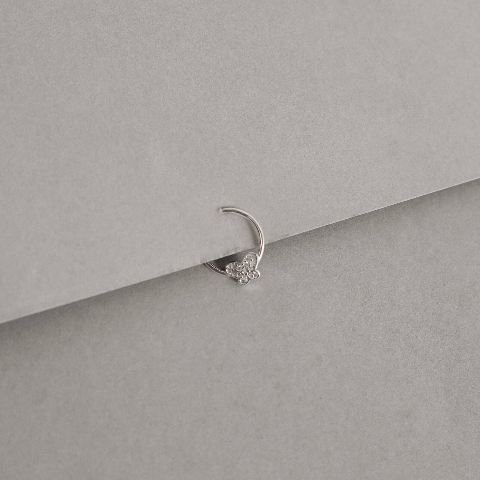Piercing argola borboleta com zircônias 11mm