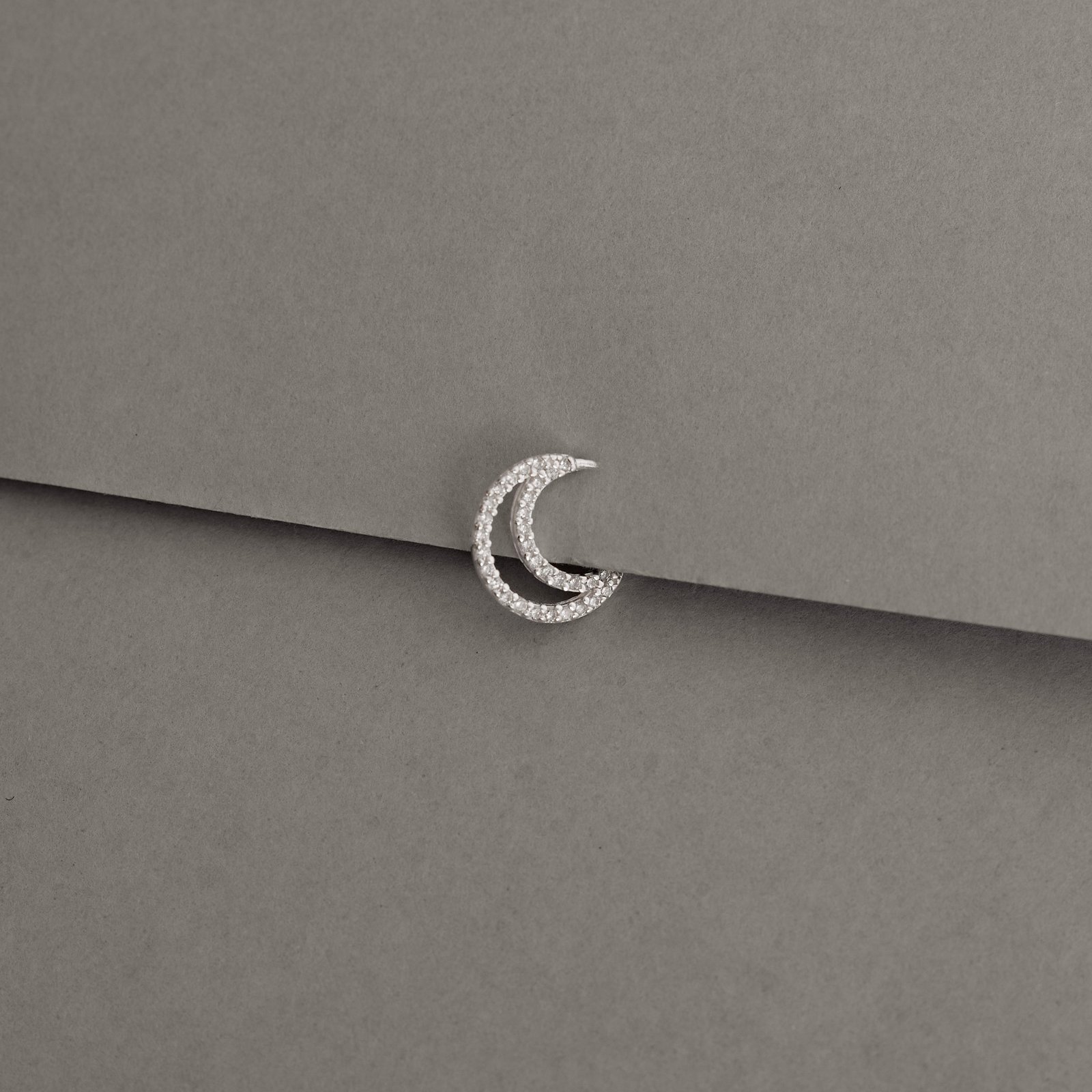 Piercing argola duas voltas cravejadas 11mm