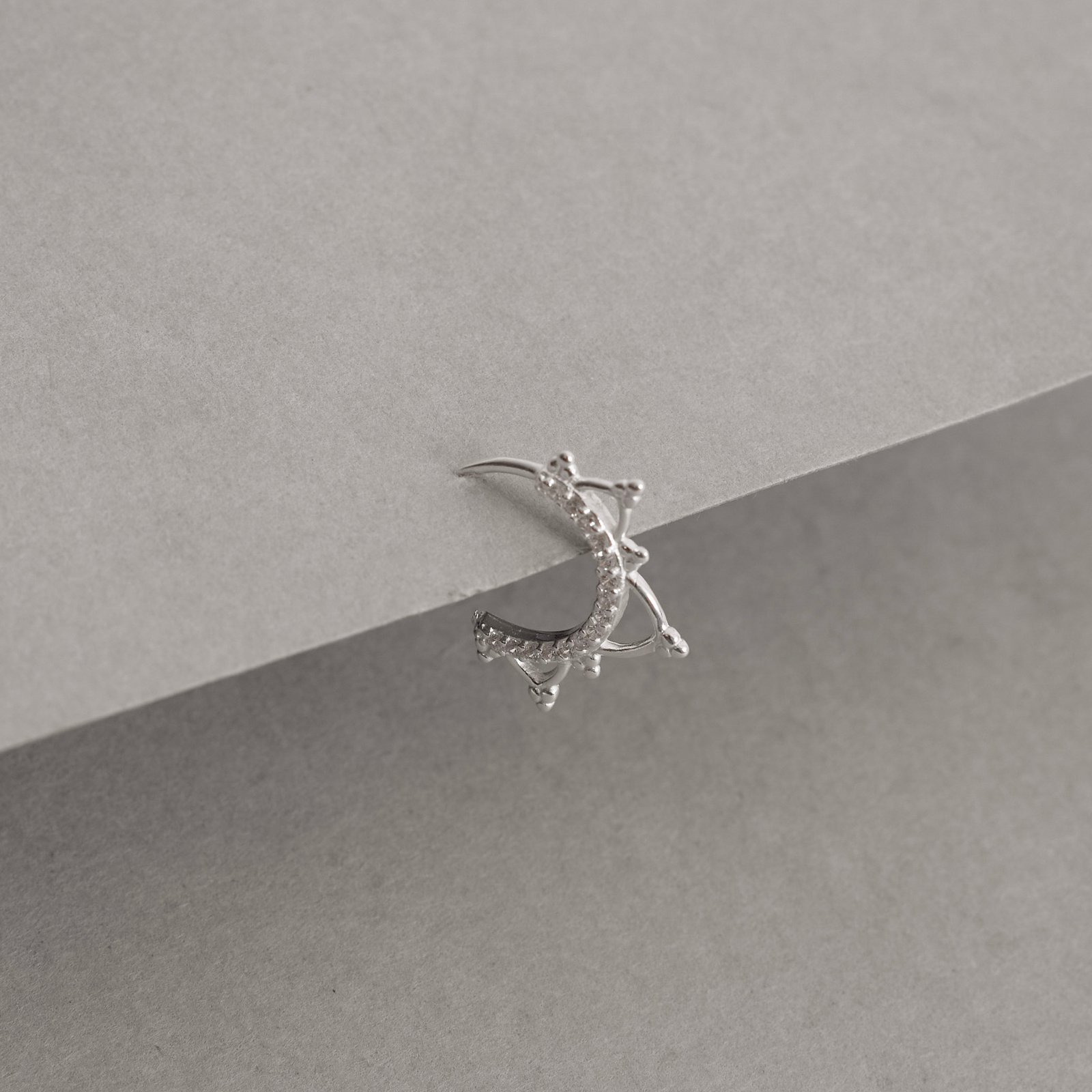 Piercing argola cravejada 10mm detalhe franja