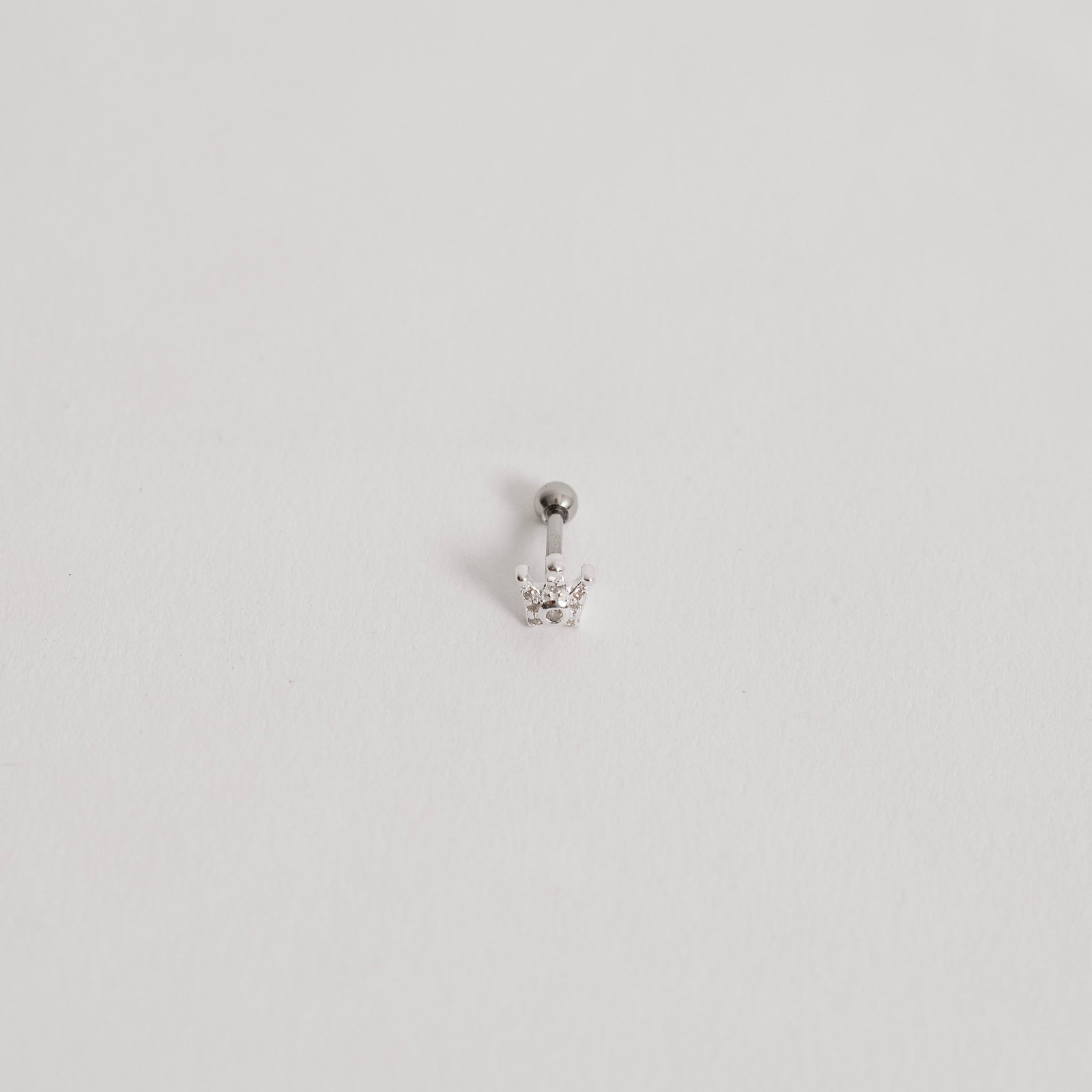 Piercing haste coroa cravejada 5mm