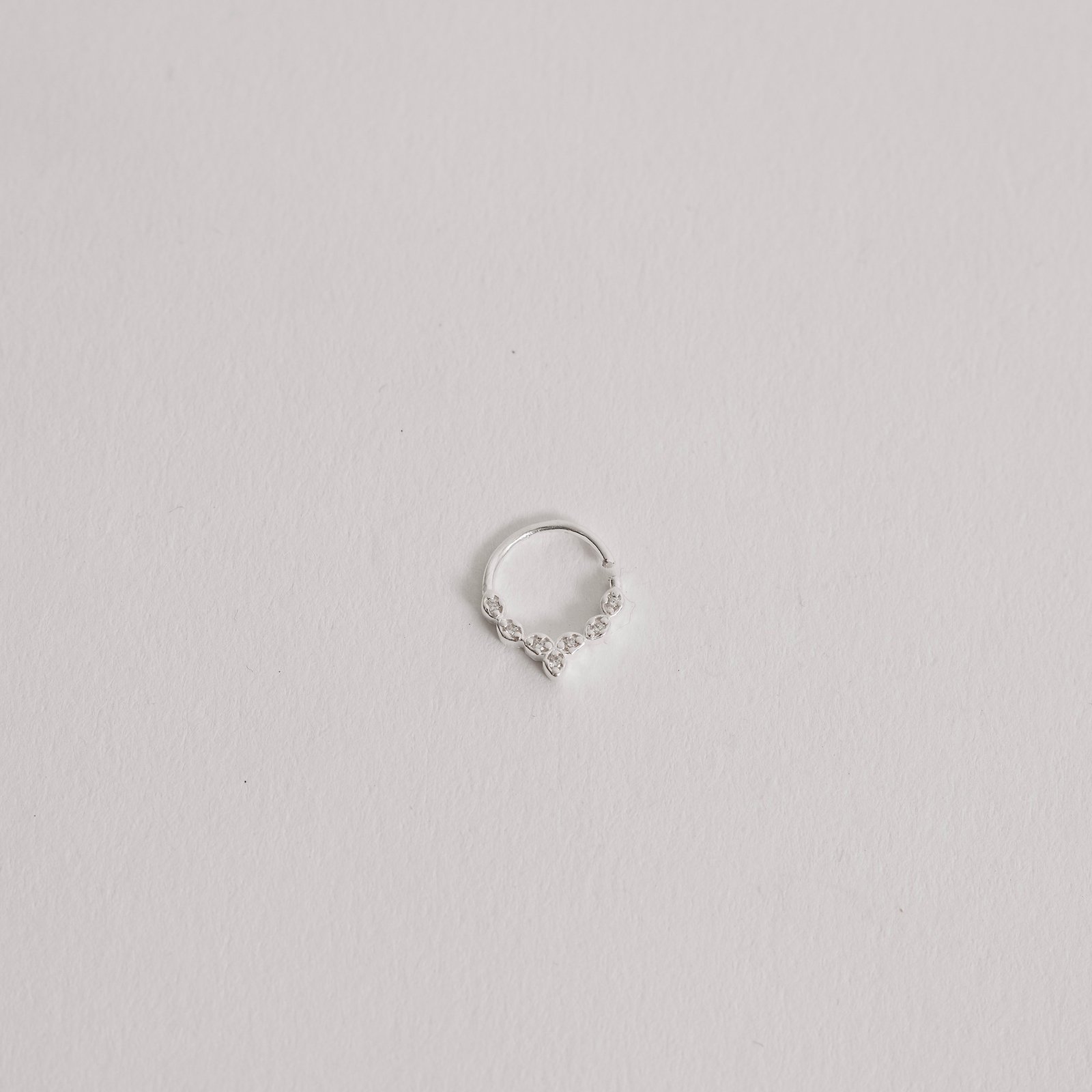 Piercing argola franja cravejada 9mm