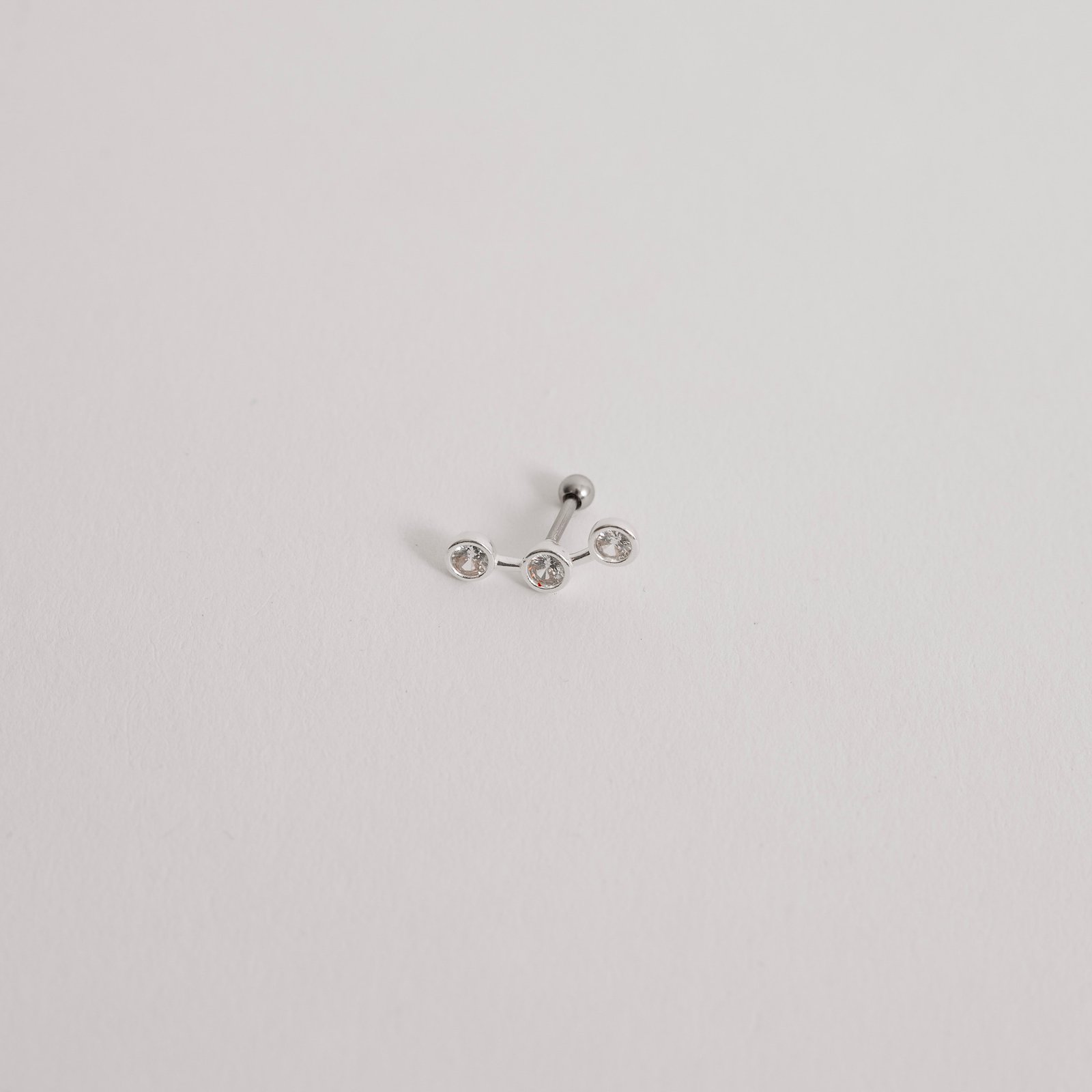 Piercing haste 3 zircônias embutidas 16mm