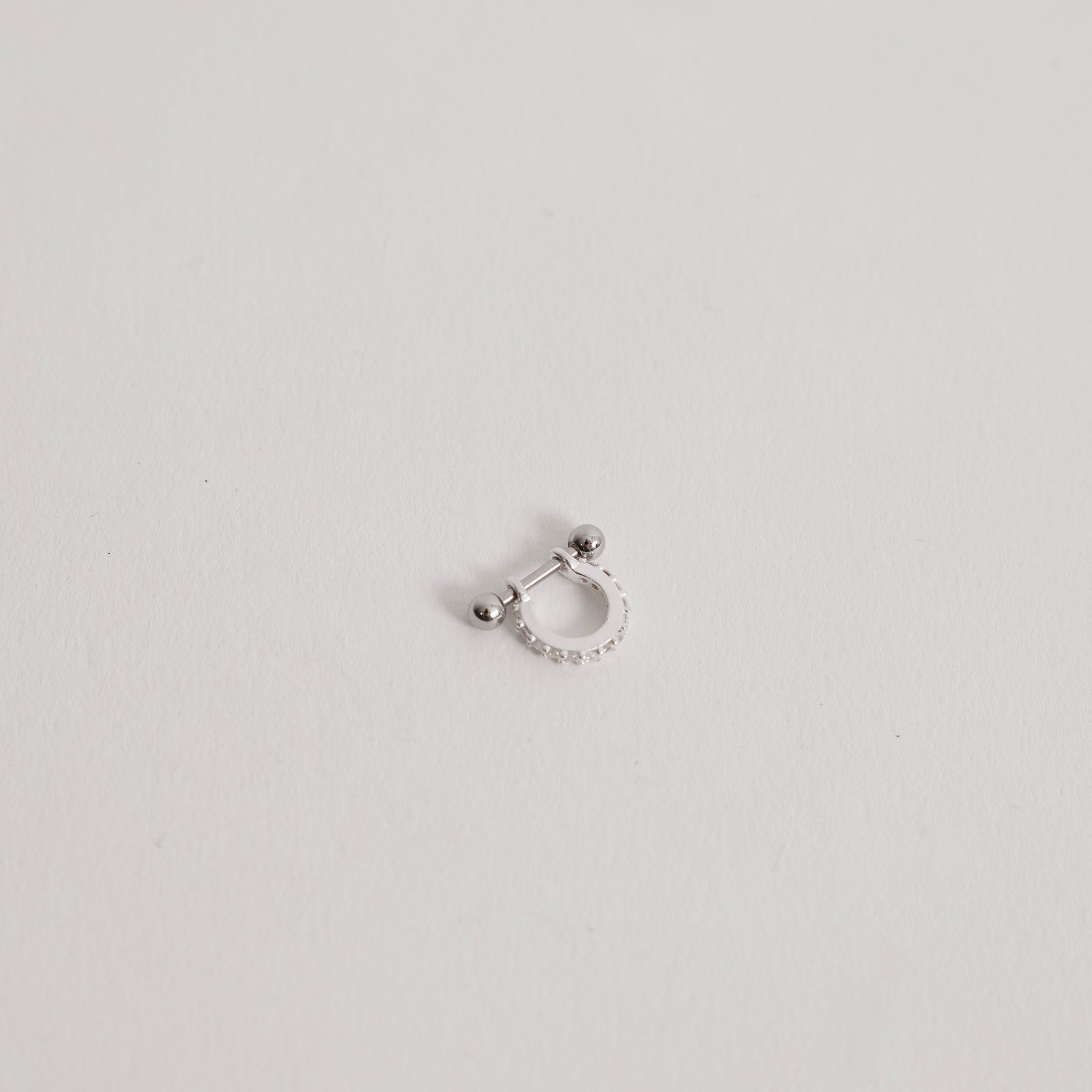 Piercing argola cravejada 9mm haste