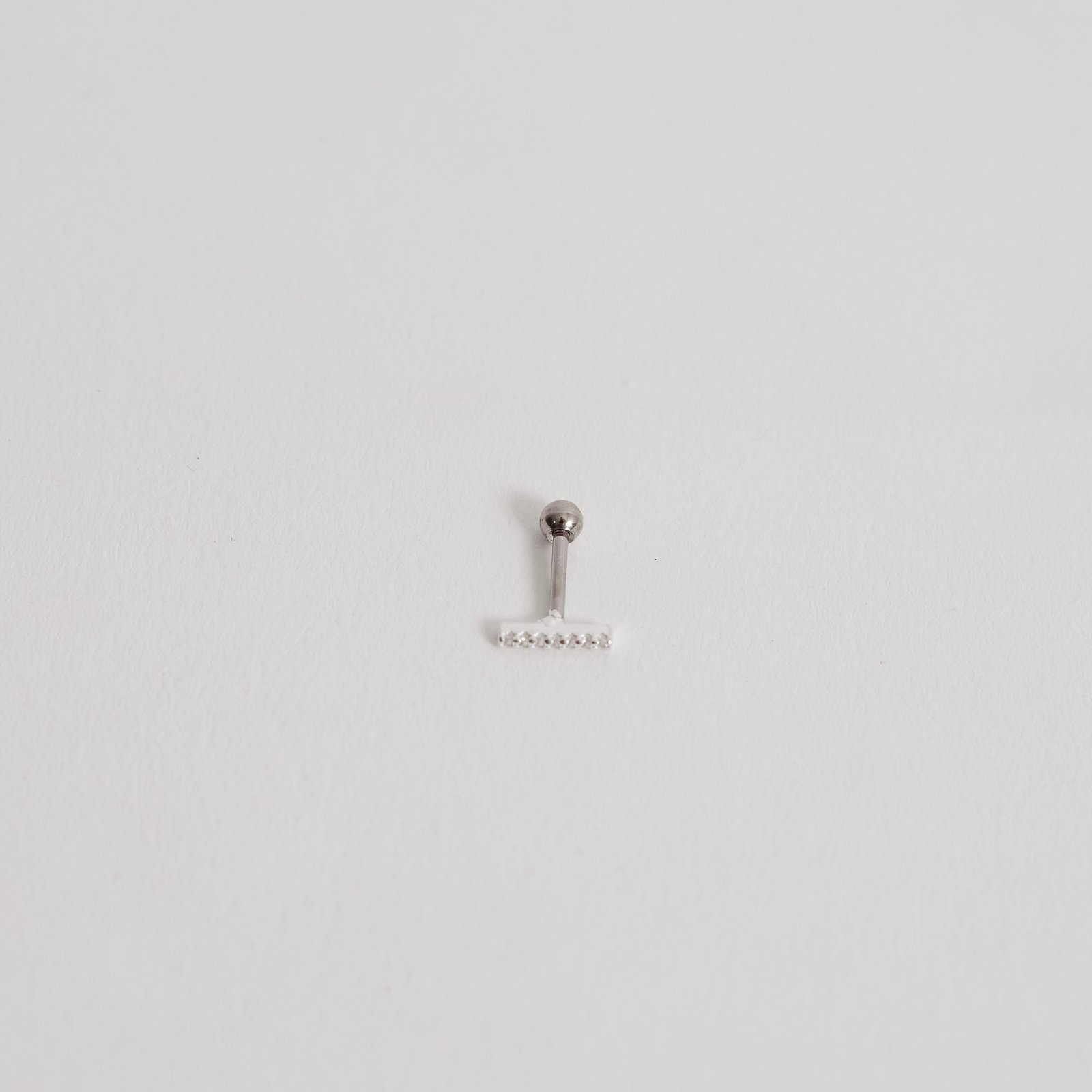 Piercing haste palito com zircônias 7mm