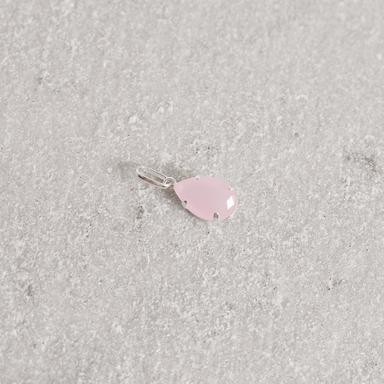 Pingente zircônia gota rosa leitoso 12mm