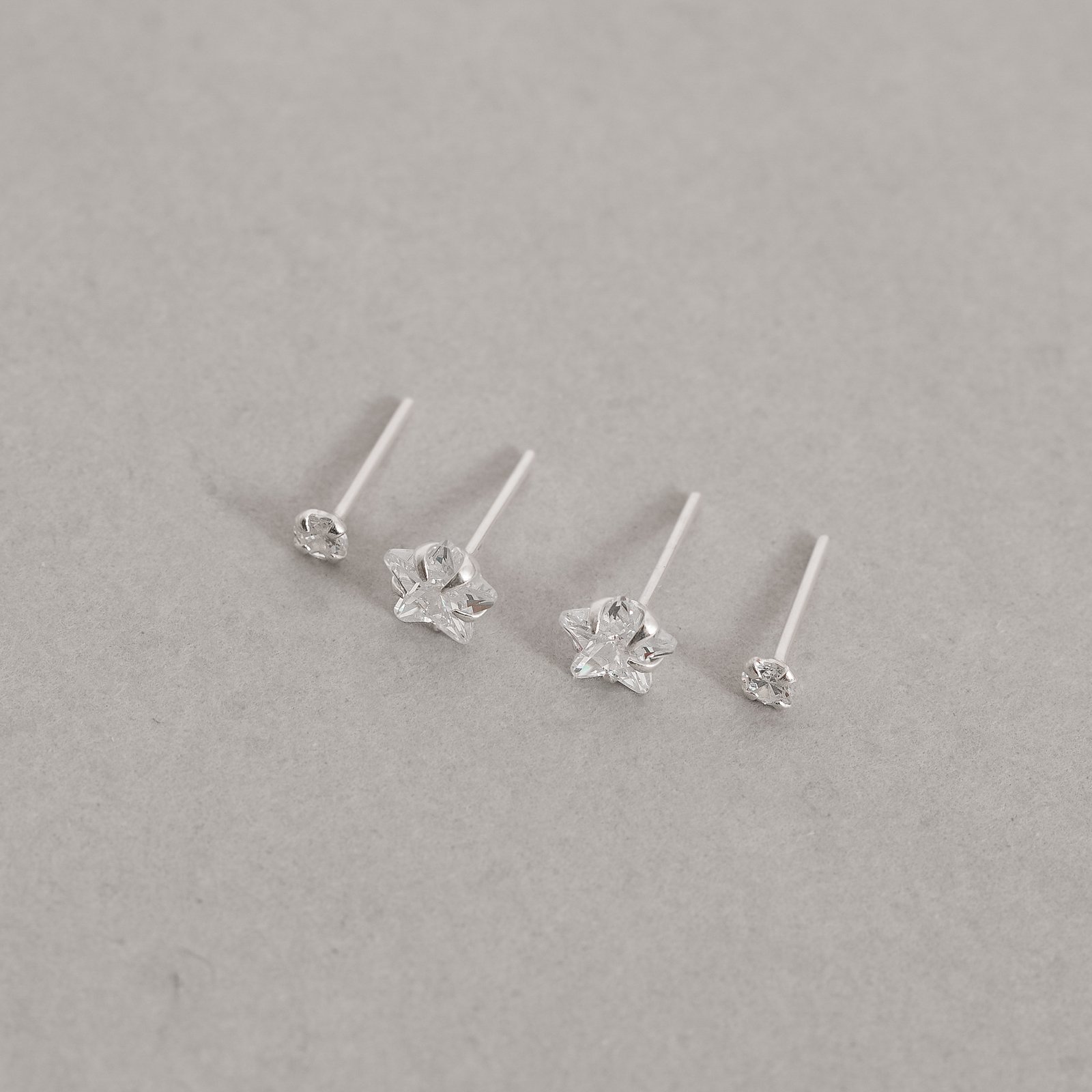Dupla zircônias redonda 3mm e estrela 6mm