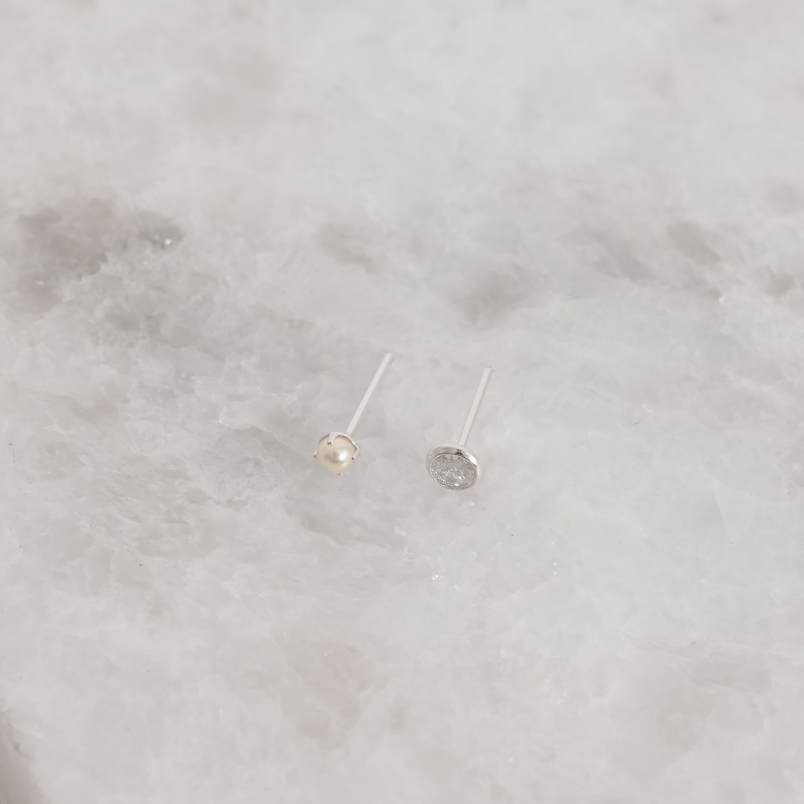 Dupla pérola 3mm e zircônia embutida 4mm