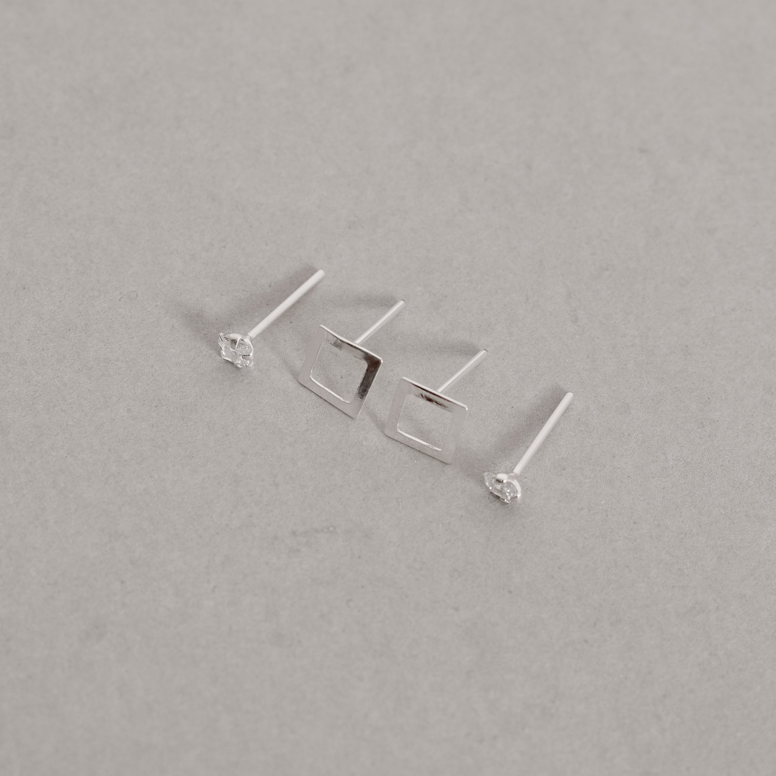 Dupla zircônia quadrada 3mm e quadrado vazado 6mm