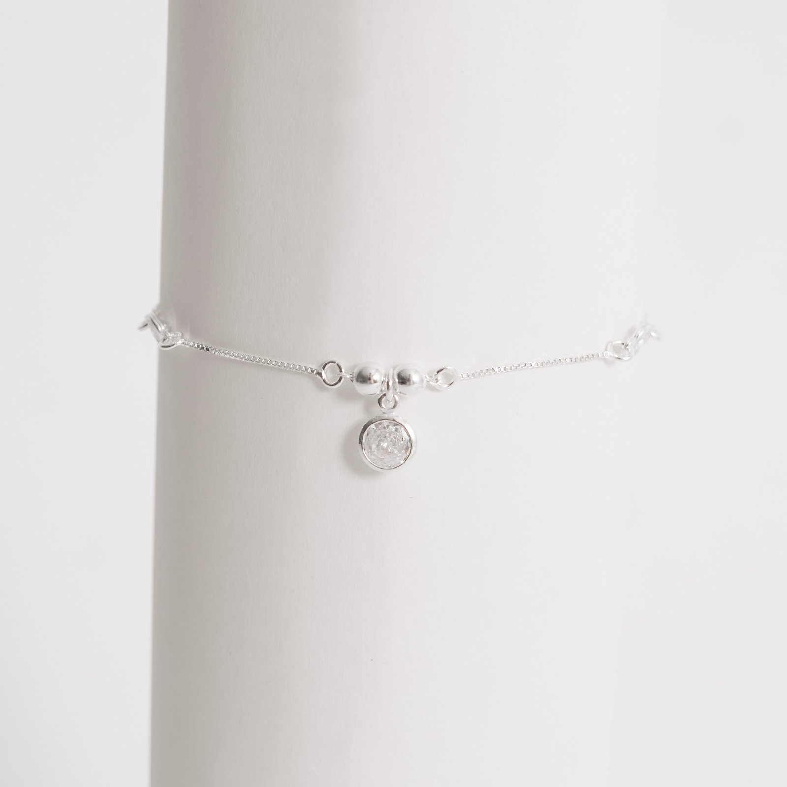 Pulseira entremeio bolas e zircônias com pingente zircônia 6mm