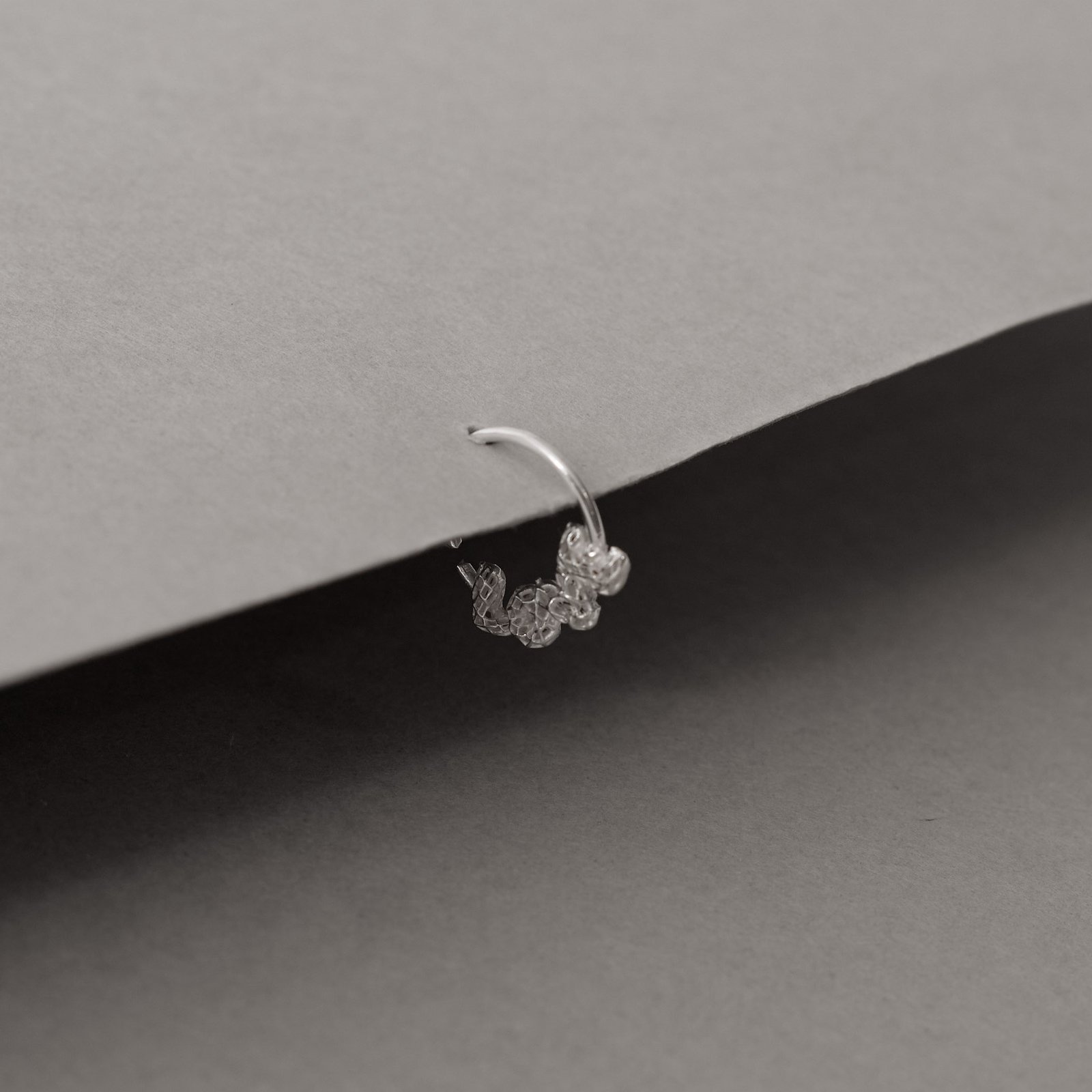 Piercing argola 11mm escrito love 3D