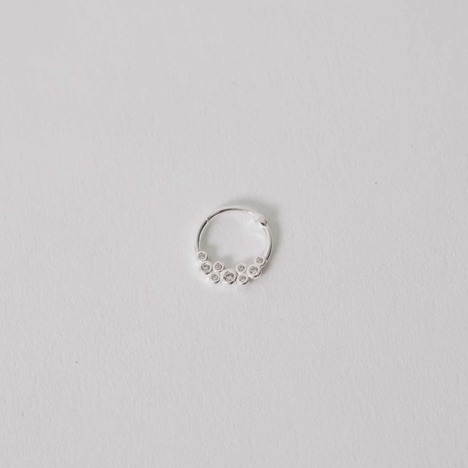 Piercing argola 12mm trava círculos com zircônias orelha esquerda