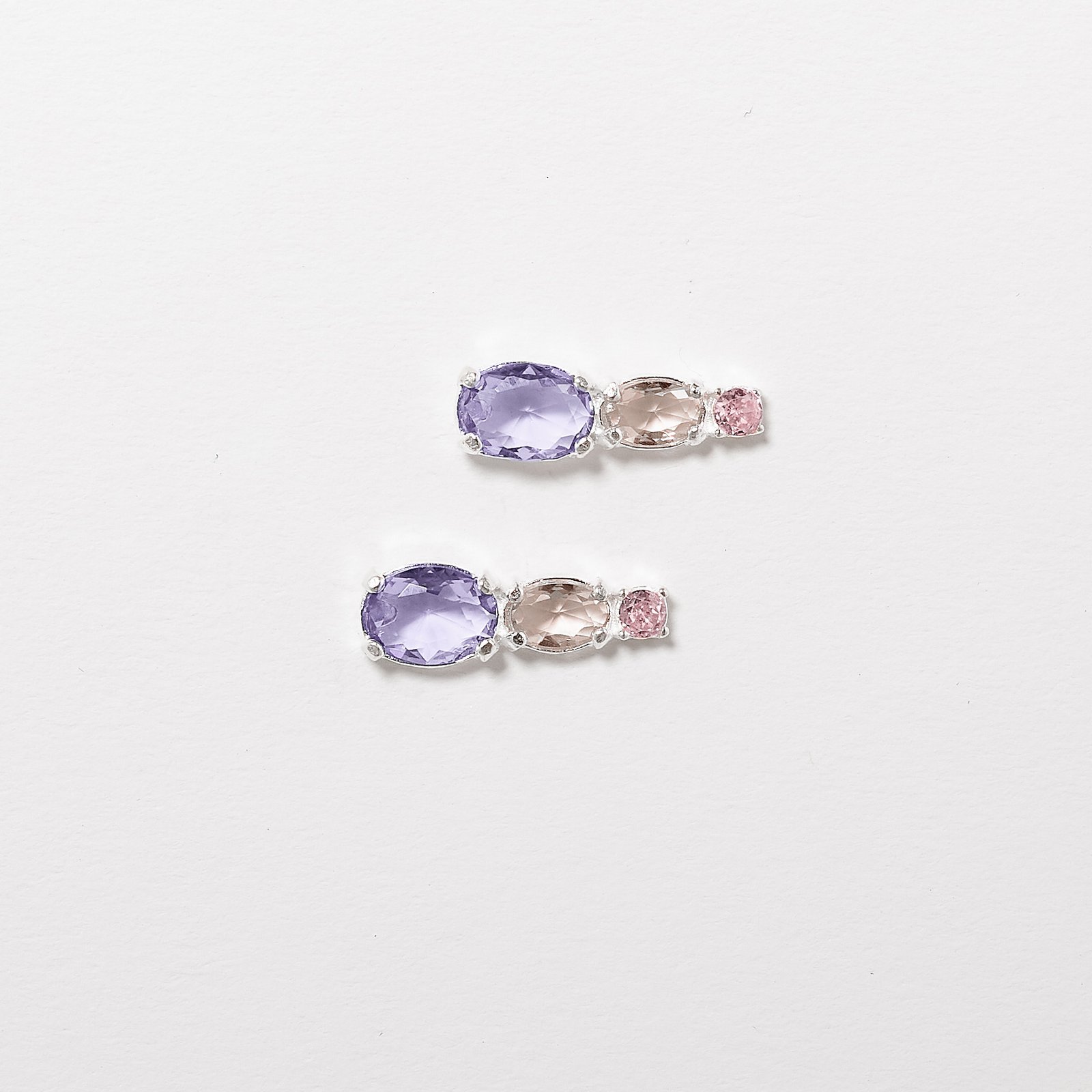 Brinco ear cuff zircônias ovais e redonda coloridas