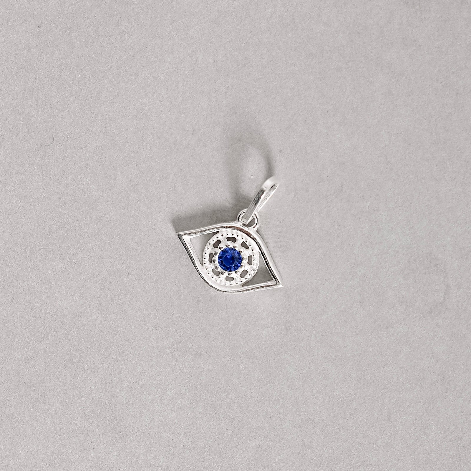 Pingente olho com zircônia azul 15mm