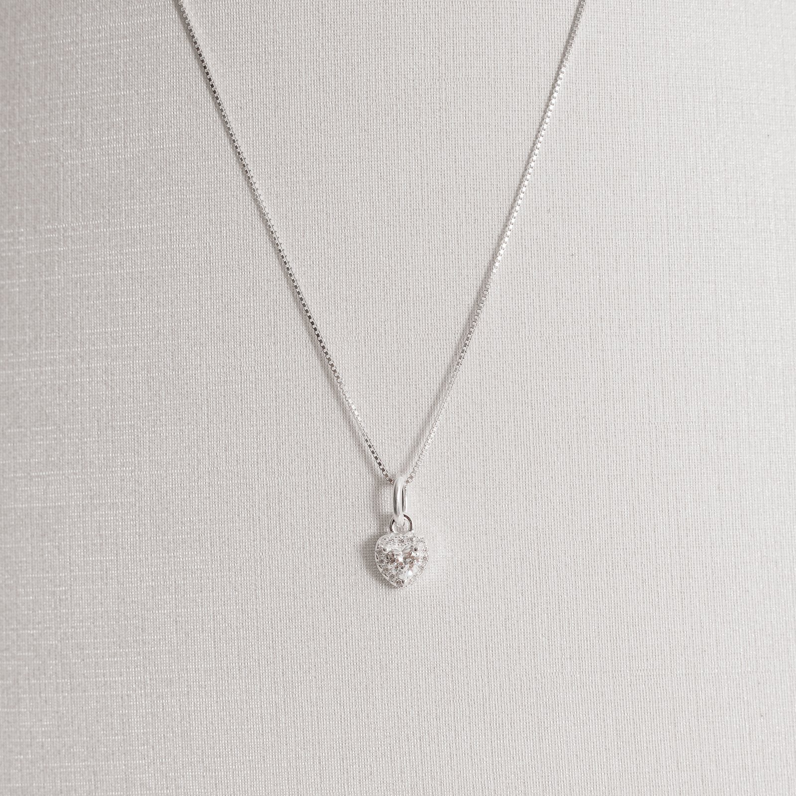 Colar pingente zircônia coração com cravejado cristal 7mm 40cm