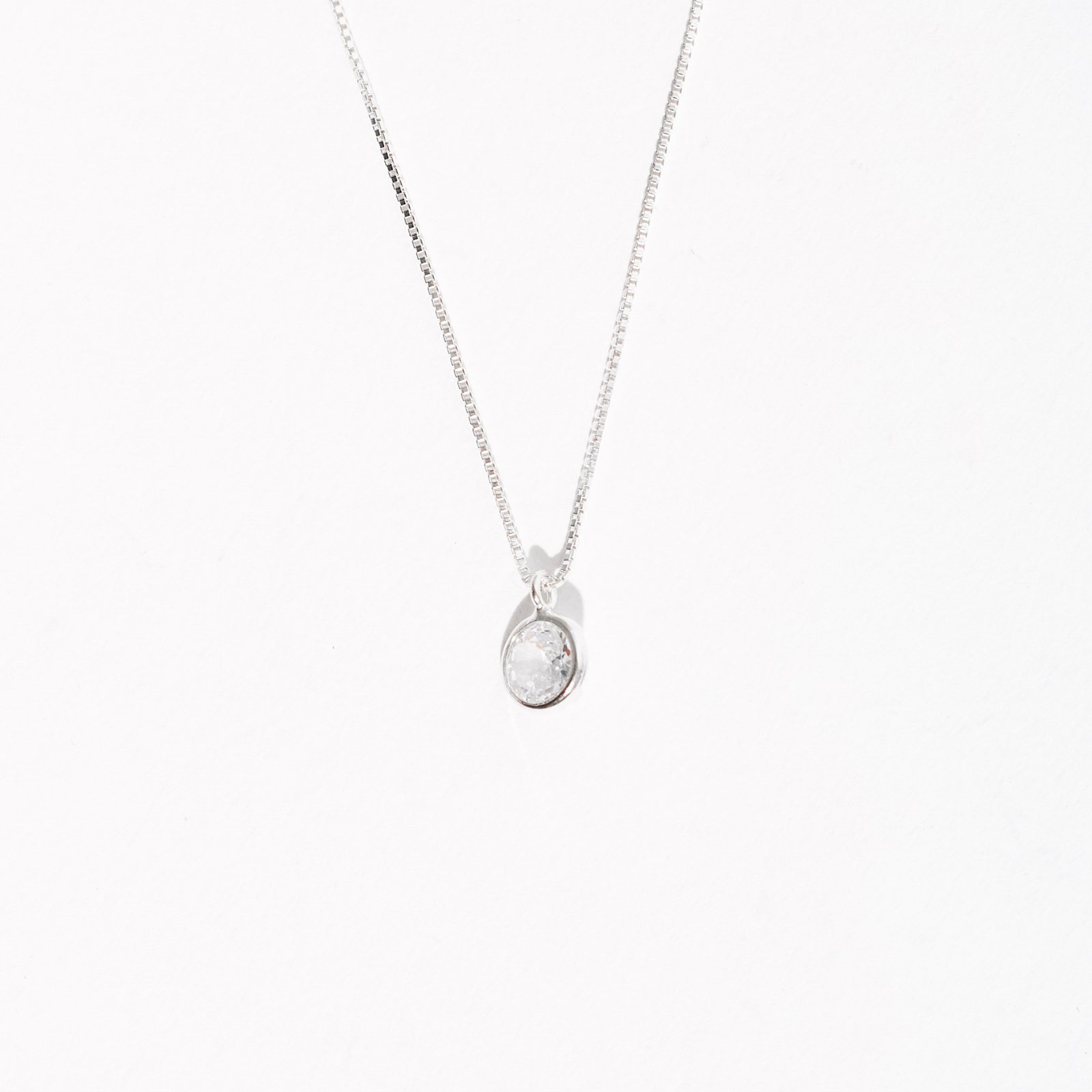 Colar zircônia redonda cristal embutida 6mm 40cm
