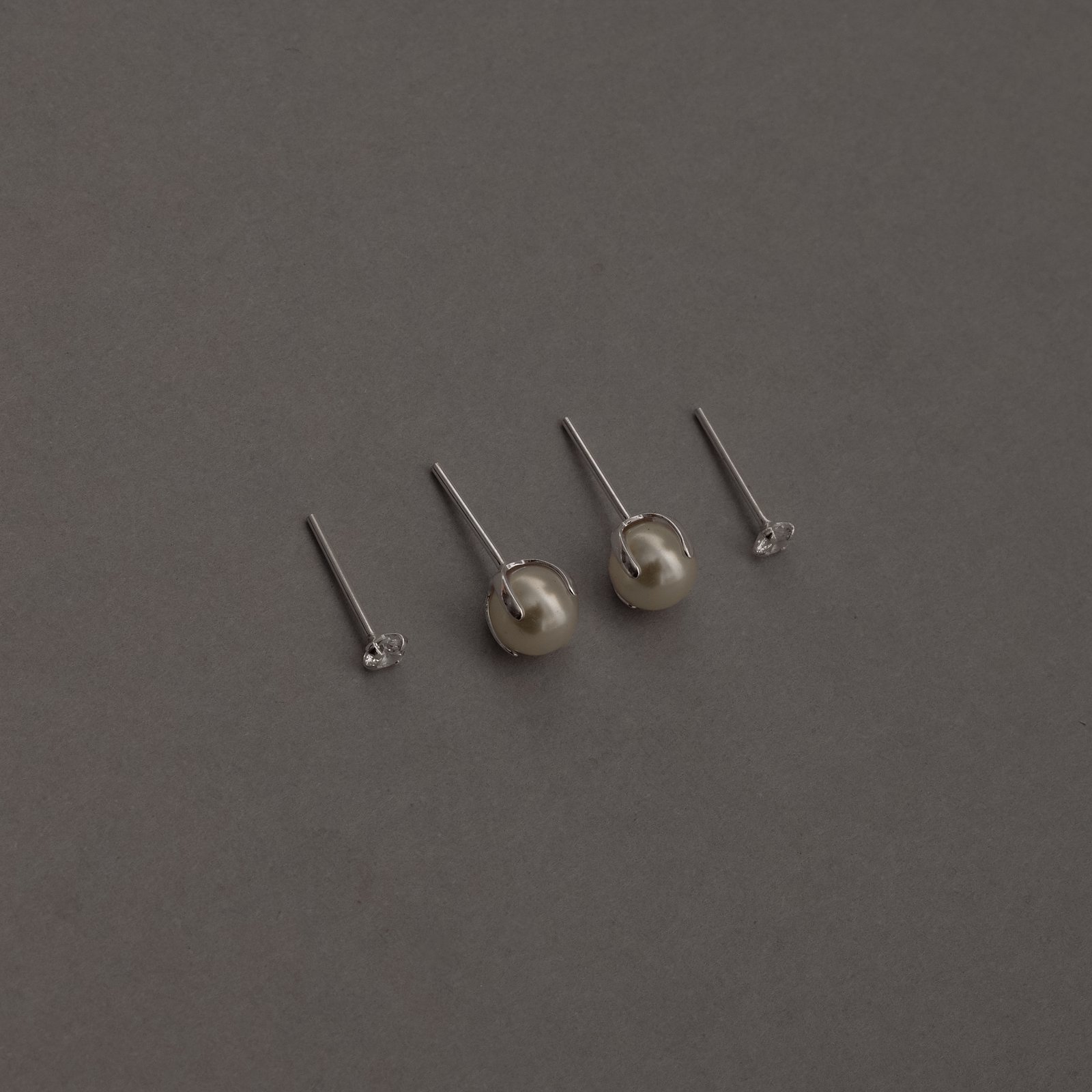 Dupla zircônia 3mm e pérola 6mm