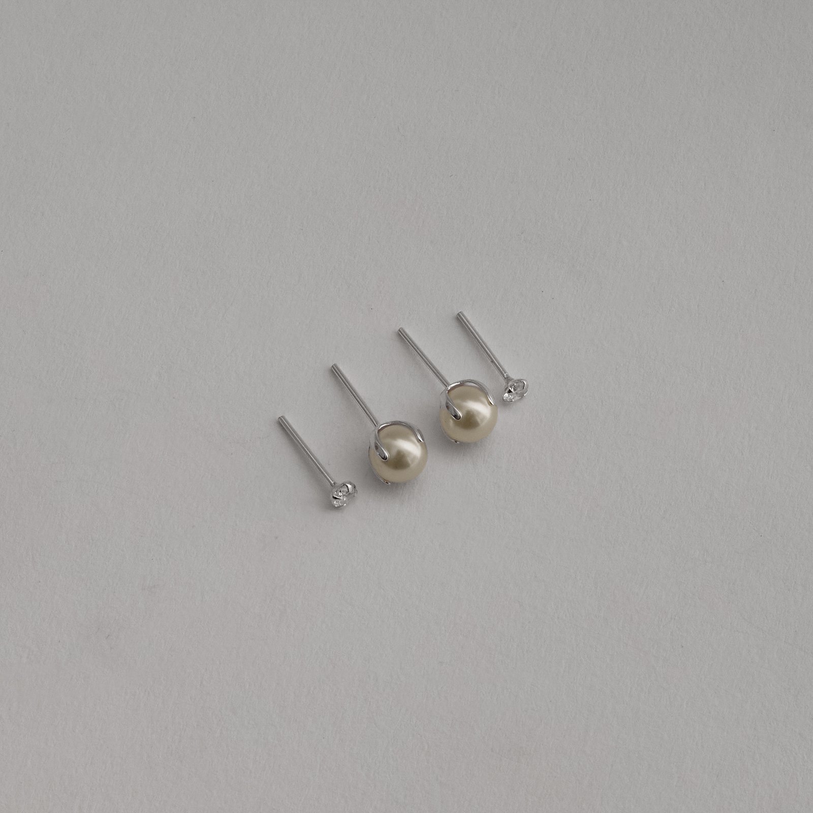 Dupla zircônia 3mm e pérola 6mm