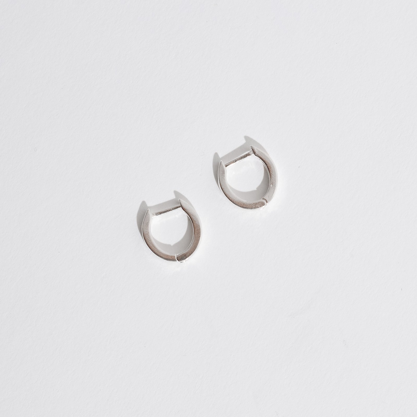 Argola click 10mm fio quadrado