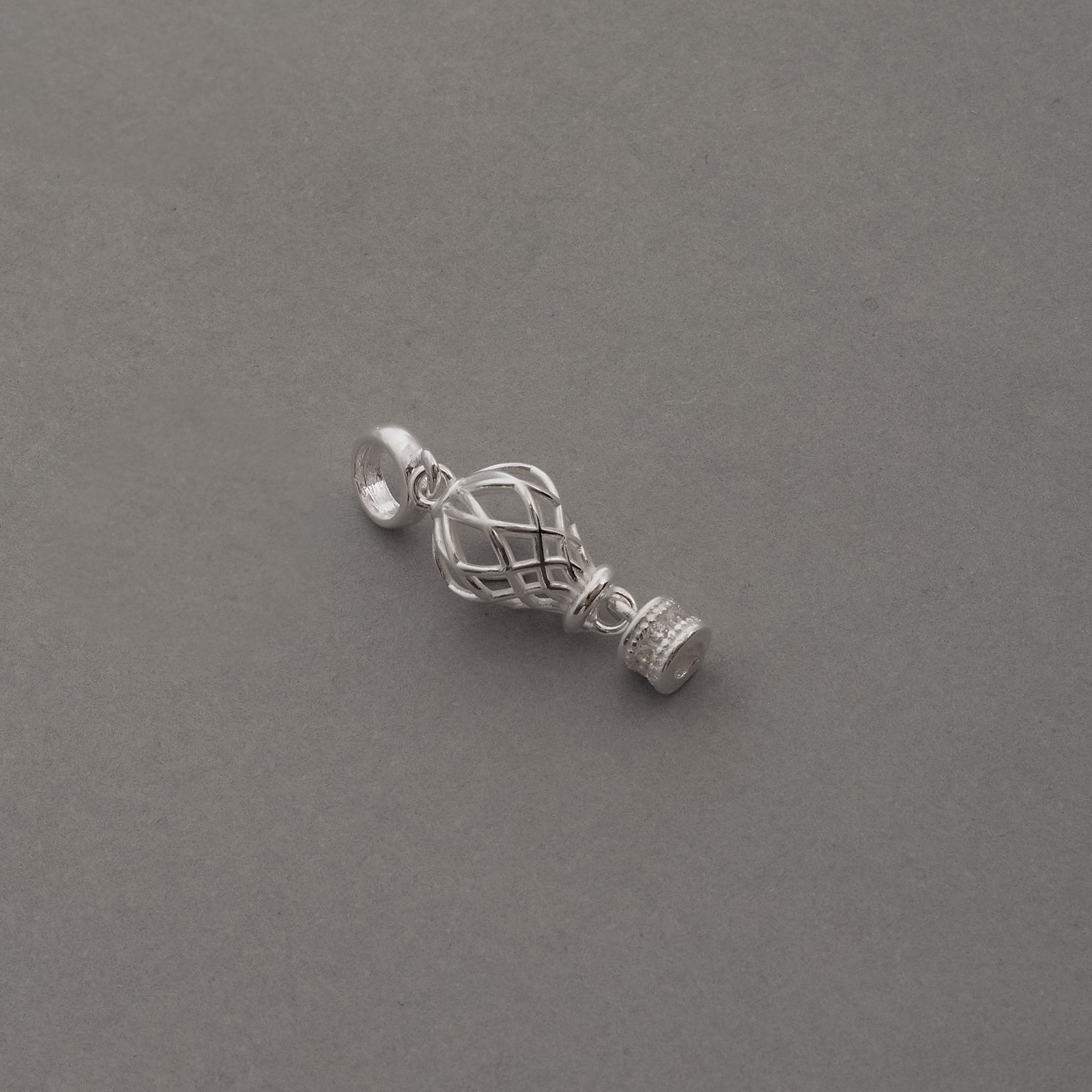 Berloque pingente balão detalhe cravejado 18mm