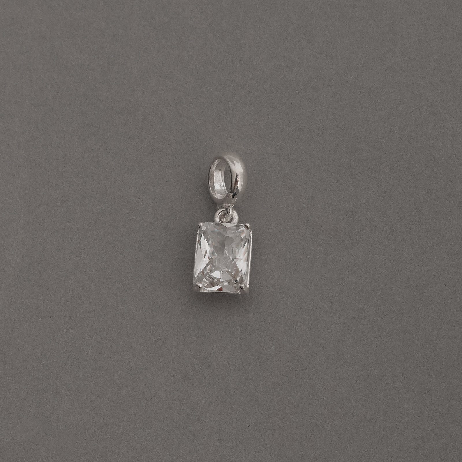 Berloque pingente zircônia retangular cristal 8mm