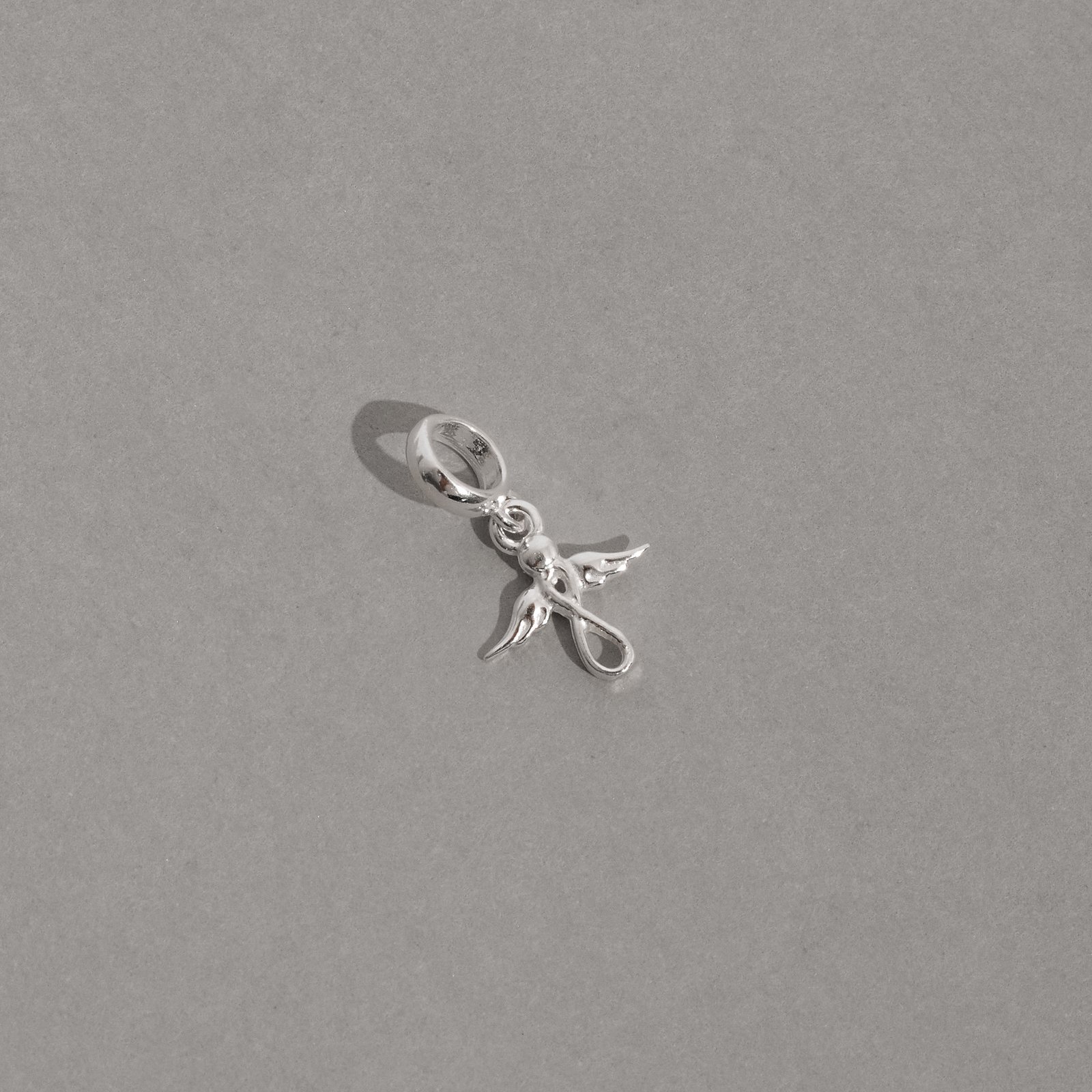 Berloque pingente anjo símbolo infinito 12mm