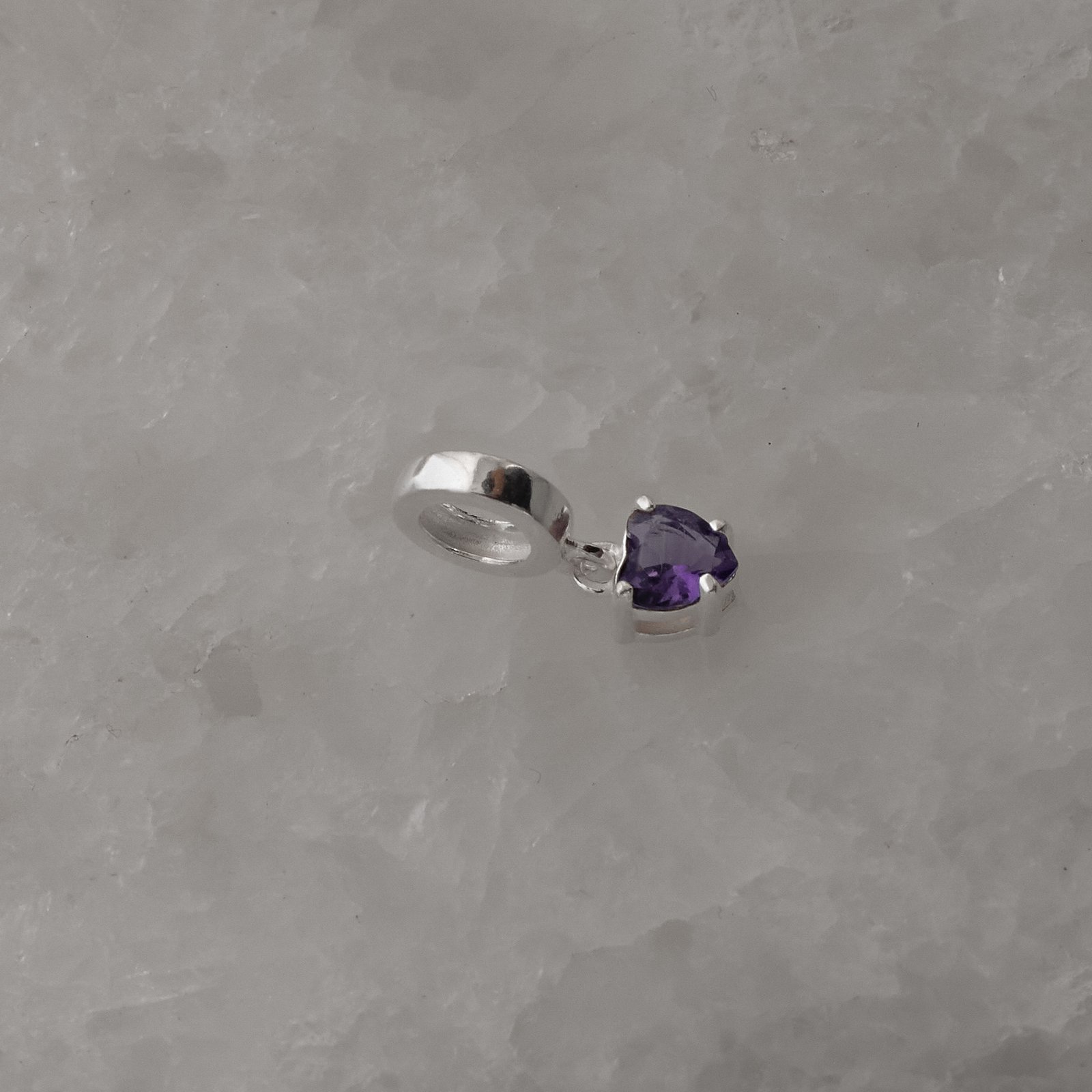 Berloque pingente zircônia coração lilás 5mm