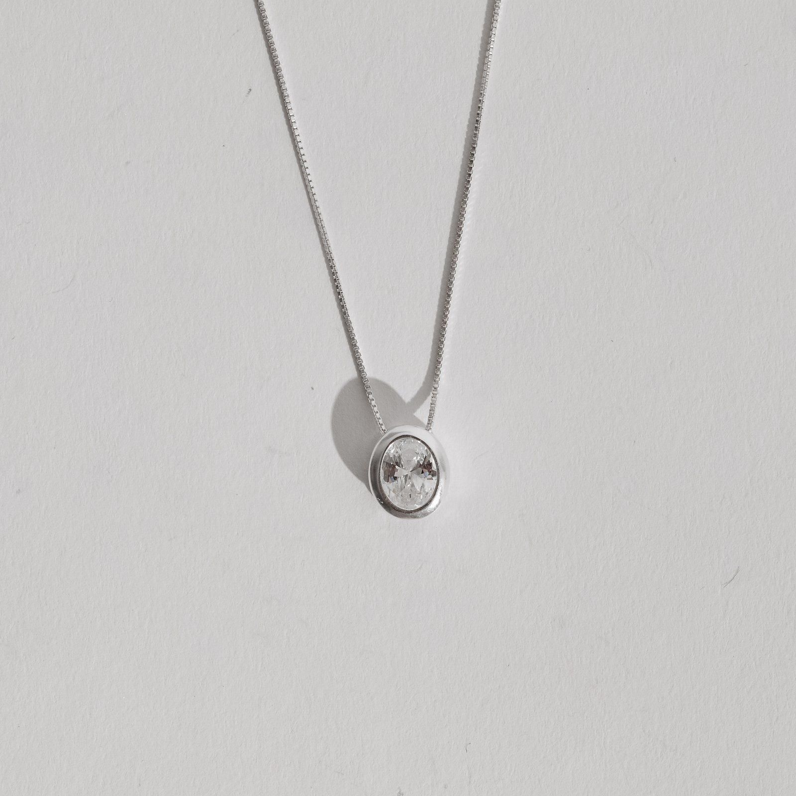 Colar zircônia oval cristal 11mm 45cm