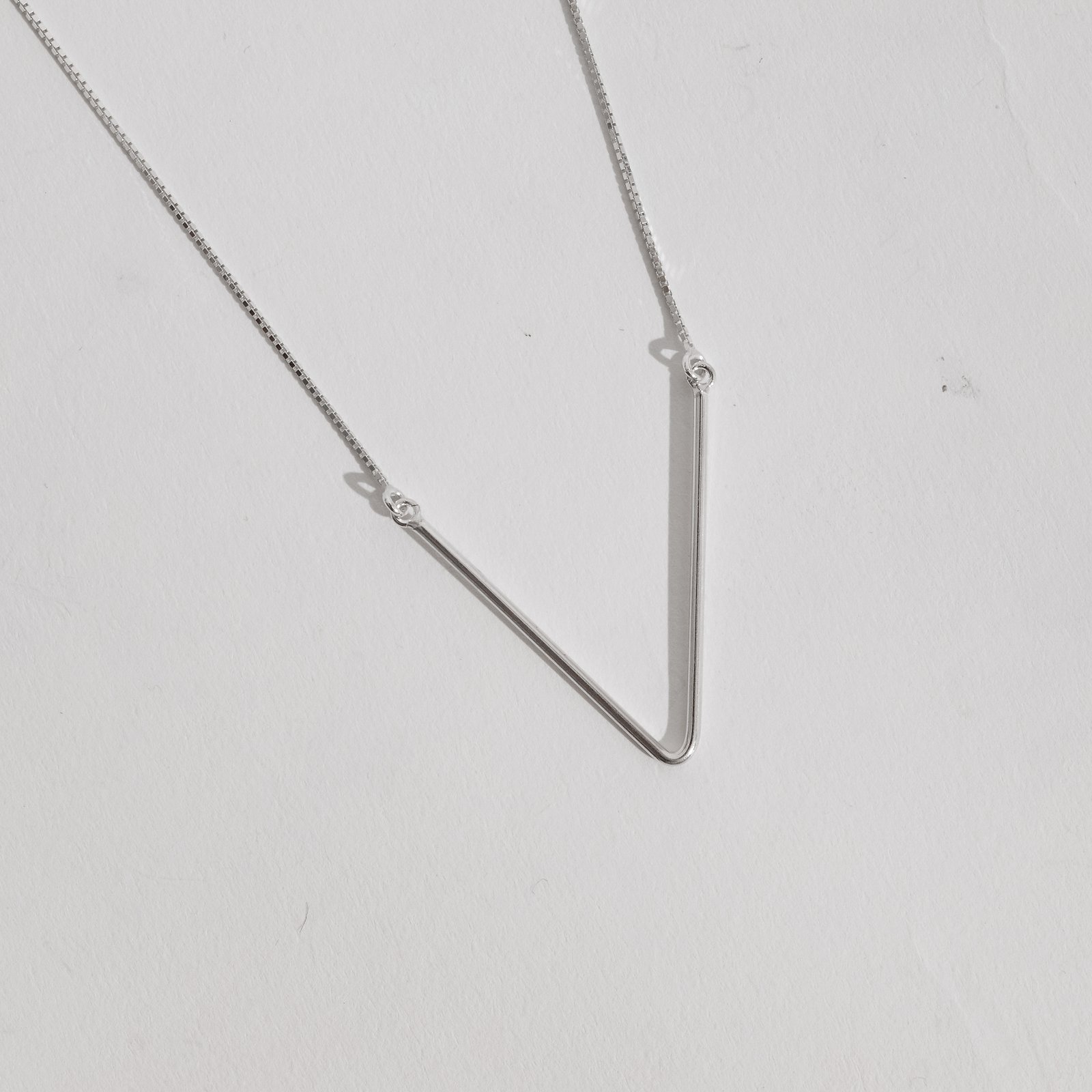 Colar V 32mm v15 40cm com alongadora