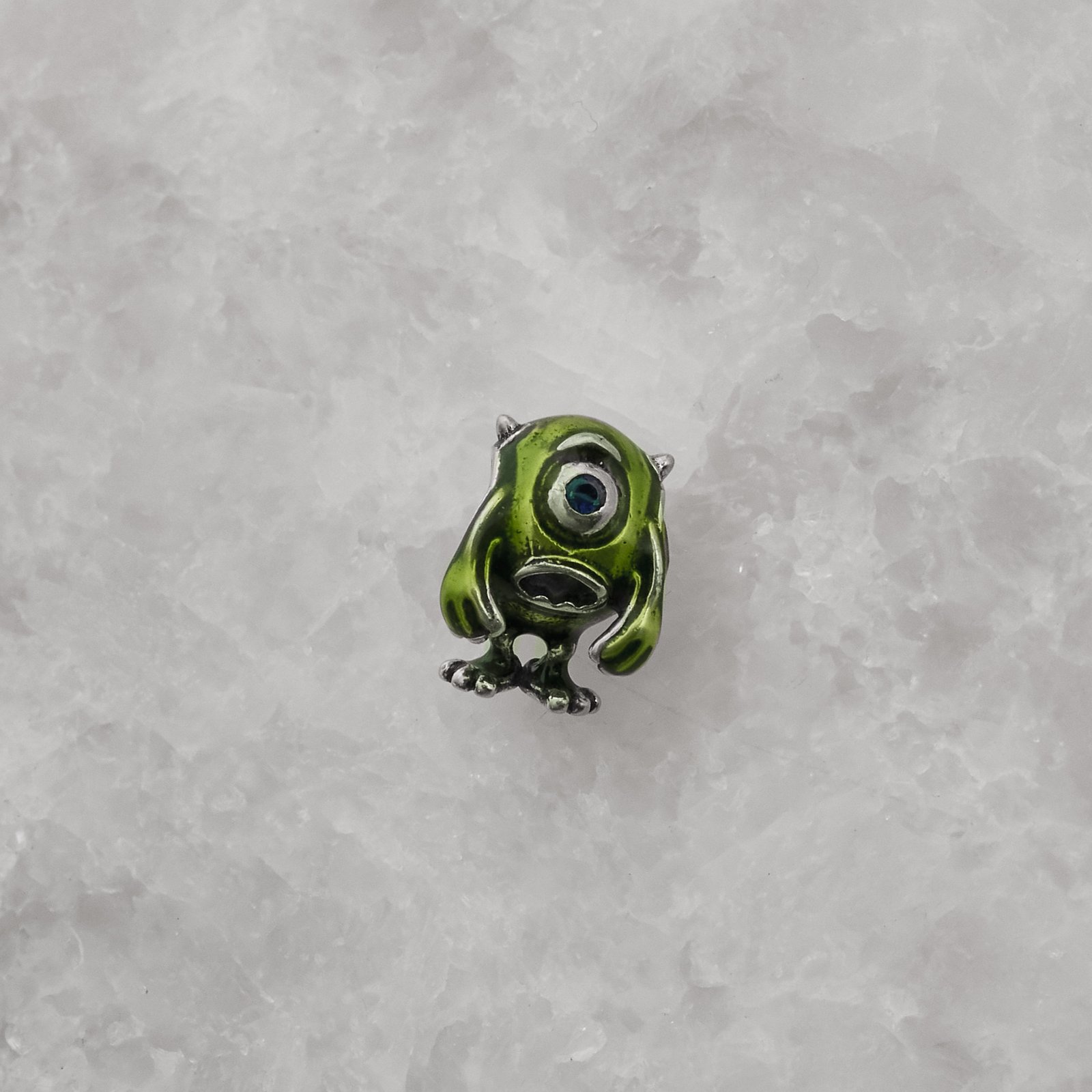 Berloque separador Mike Wazowski resina 13mm envelhecido