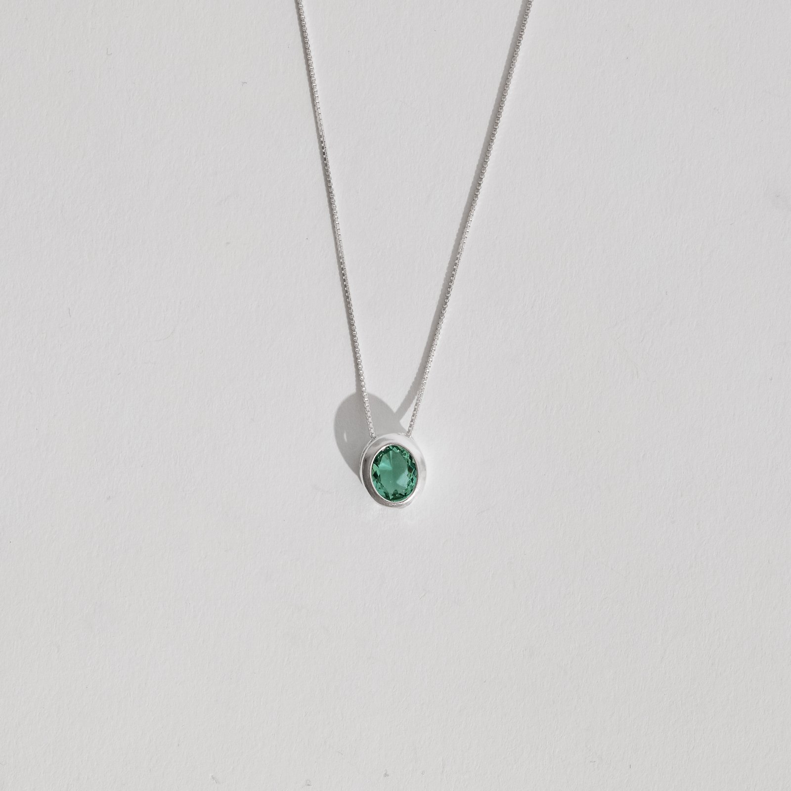Colar zircônia oval turmalina 11mm 45cm