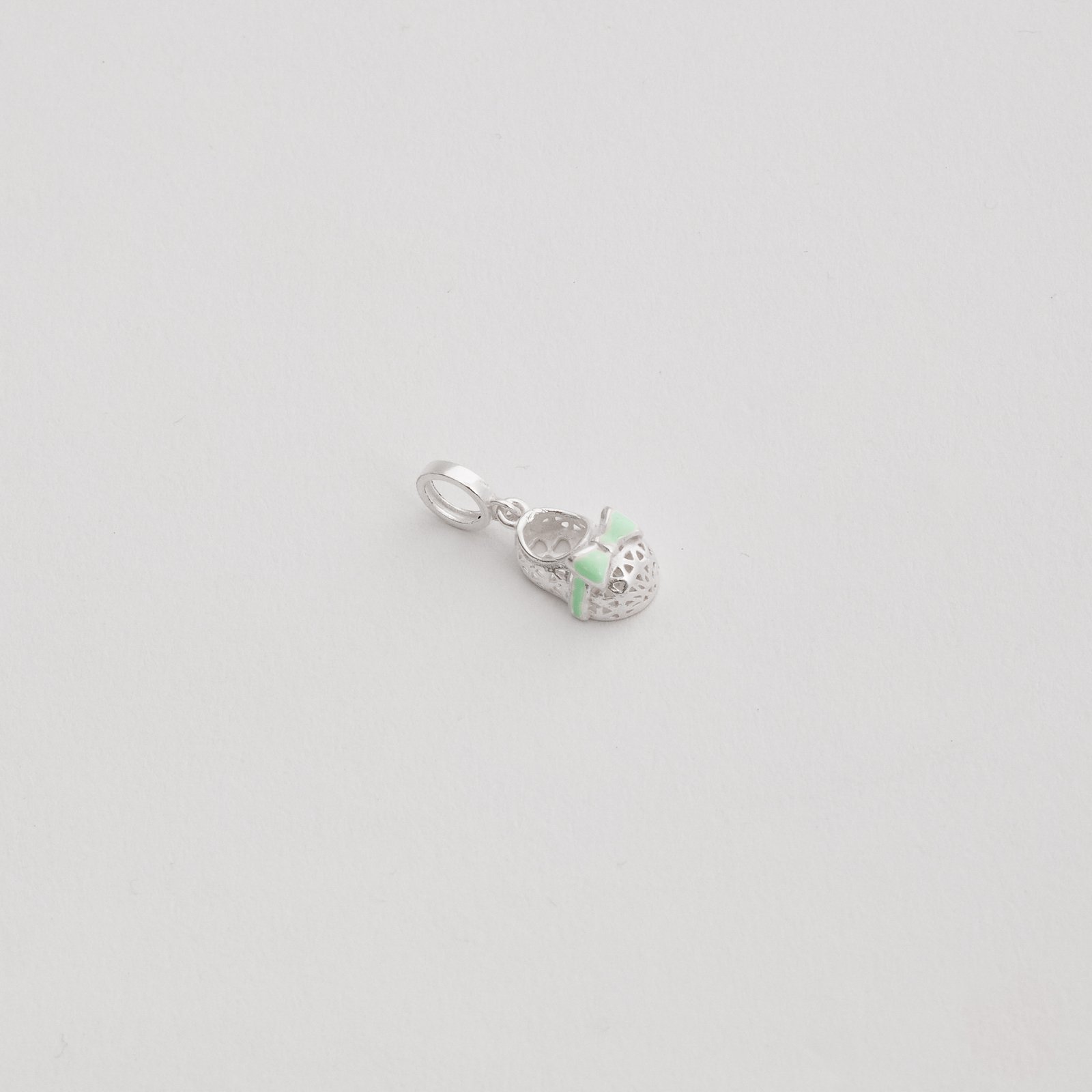 Berloque pingente sapatinho 3D 13mm resina verde