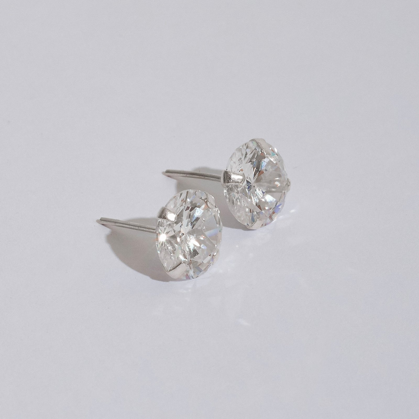 Brinco zircônia europeia redonda cristal 10mm