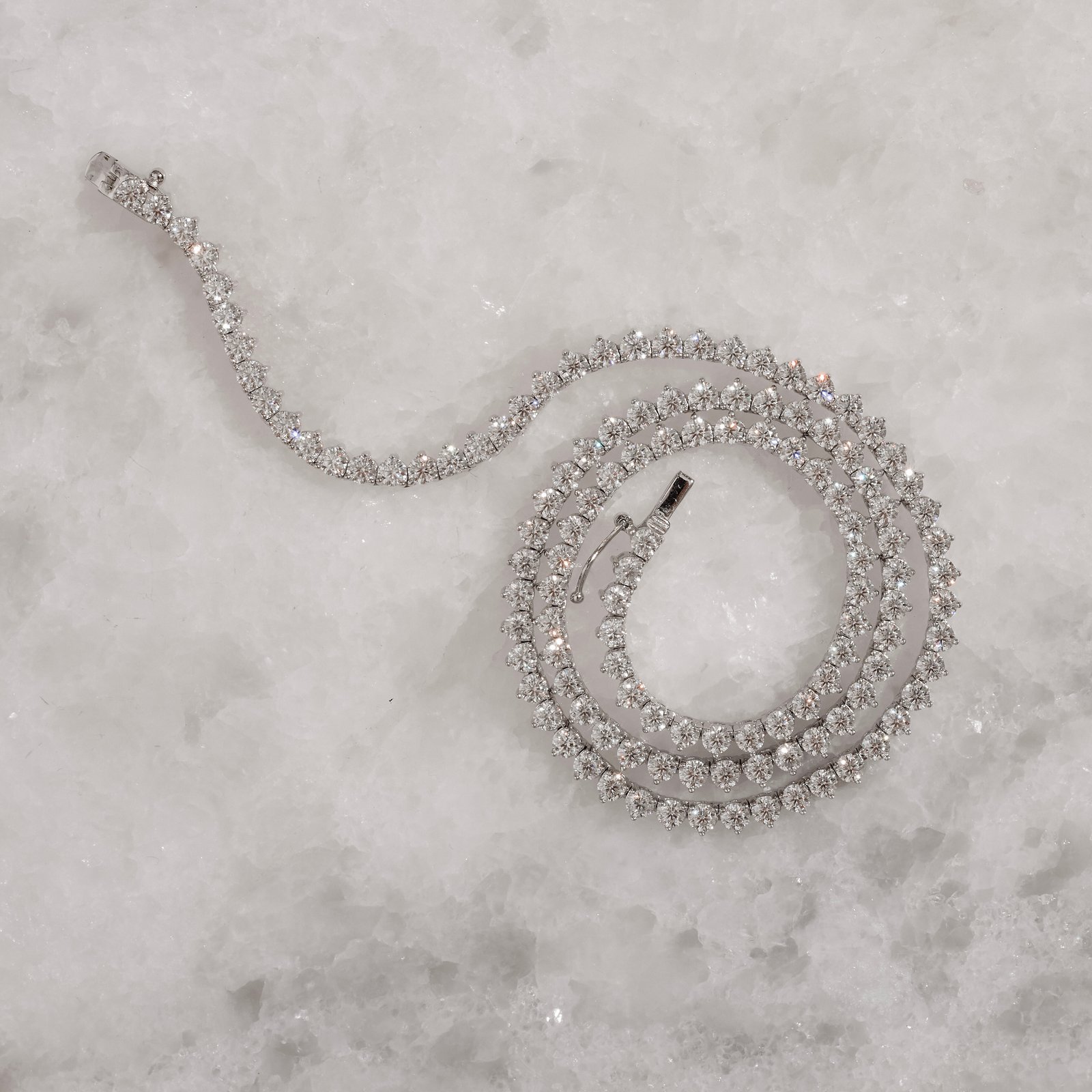 Colar Riviera 3 pontas moissanite 3mm 42cm fecho gaveta