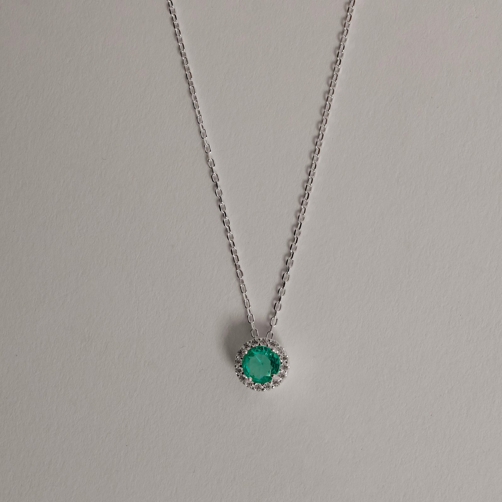 Colar pingente zircônia redonda turmalina com cravejado 8mm corrente cadeado 40+5cm